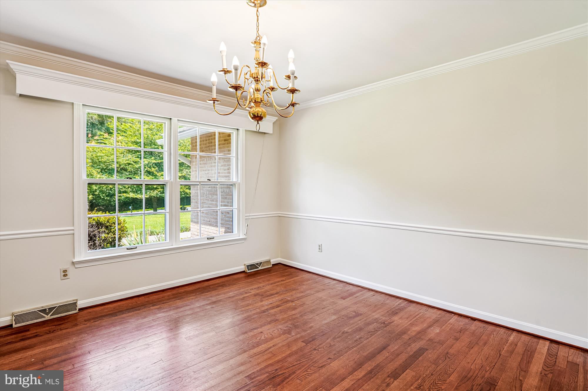 13200 CHESTNUT OAK DRIVE