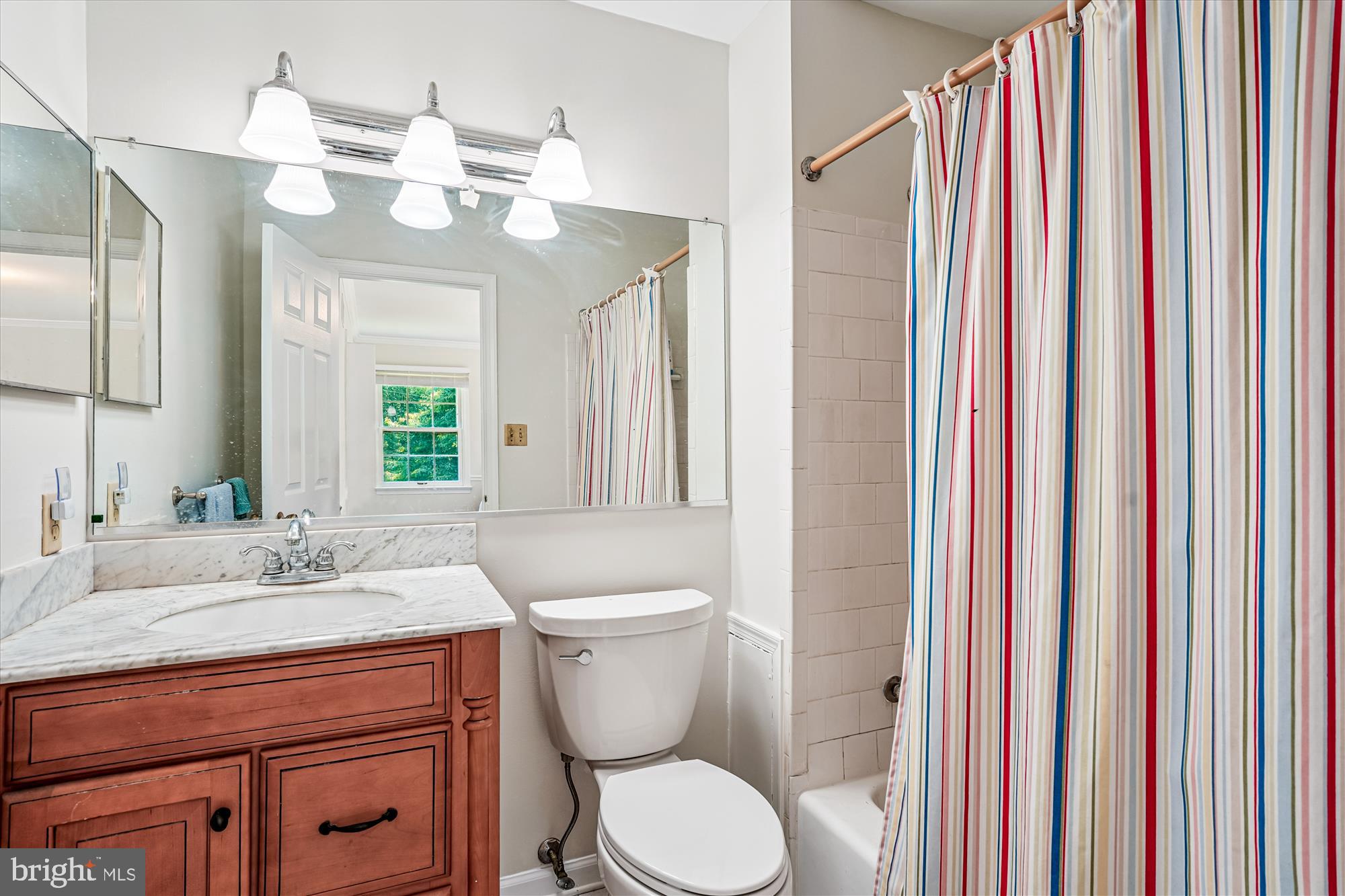 13200 CHESTNUT OAK DRIVE