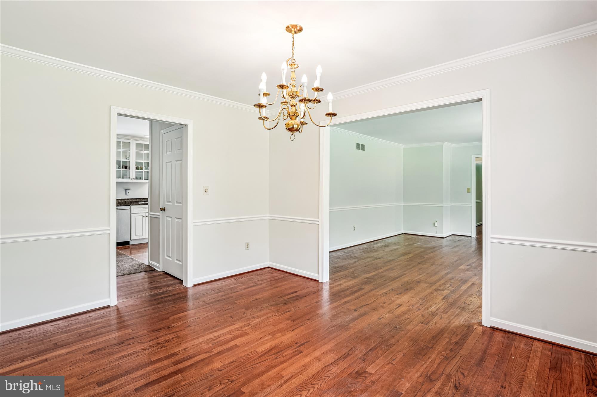 13200 CHESTNUT OAK DRIVE