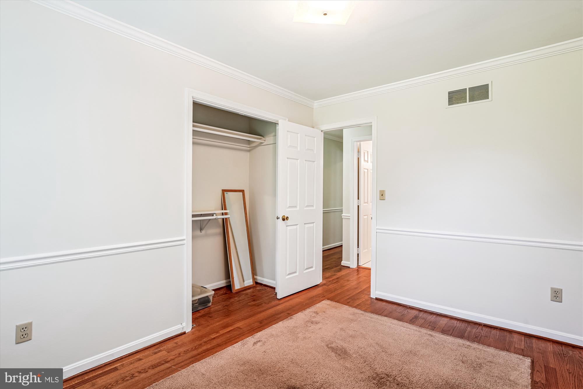 13200 CHESTNUT OAK DRIVE