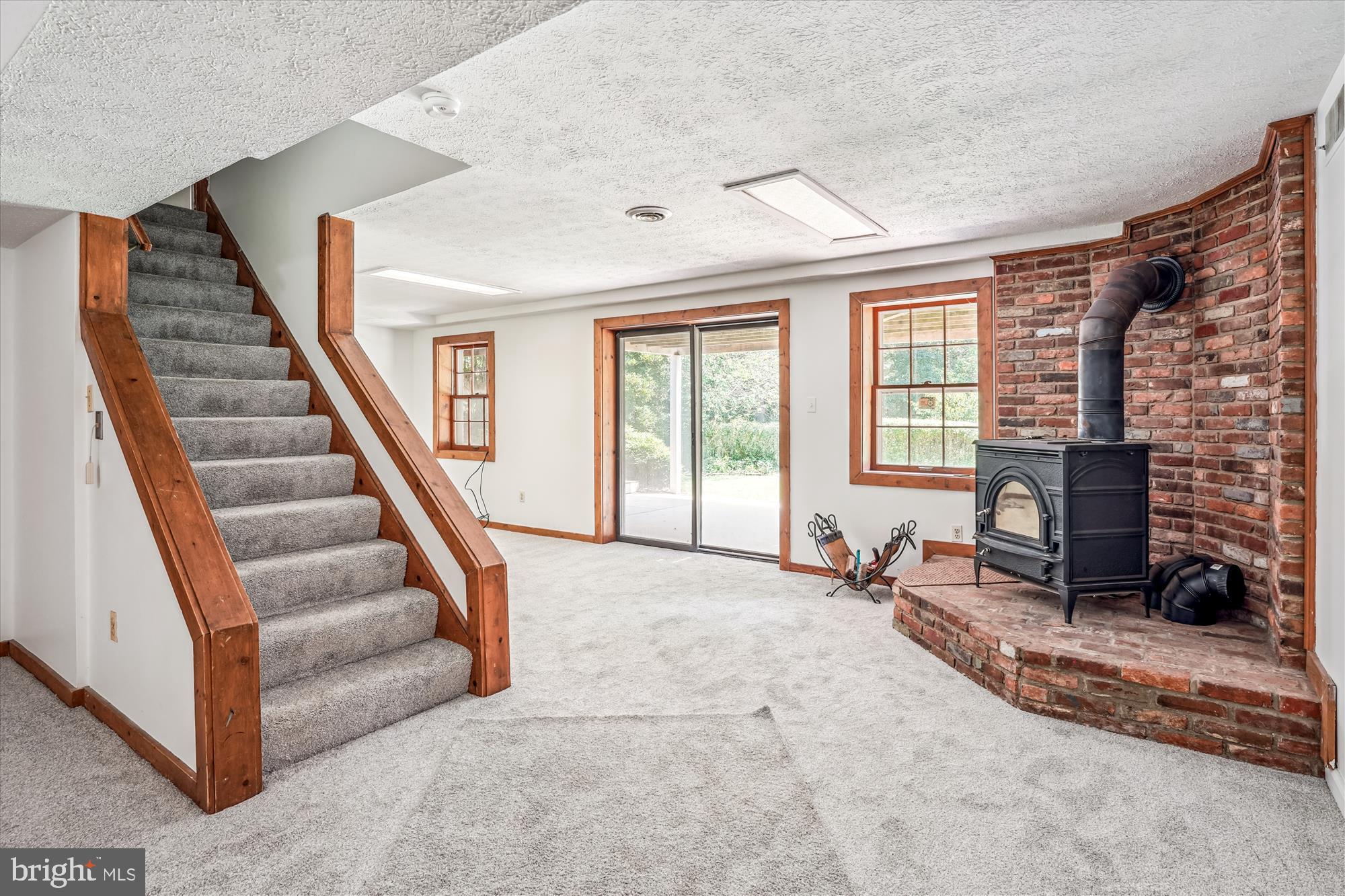 13200 CHESTNUT OAK DRIVE