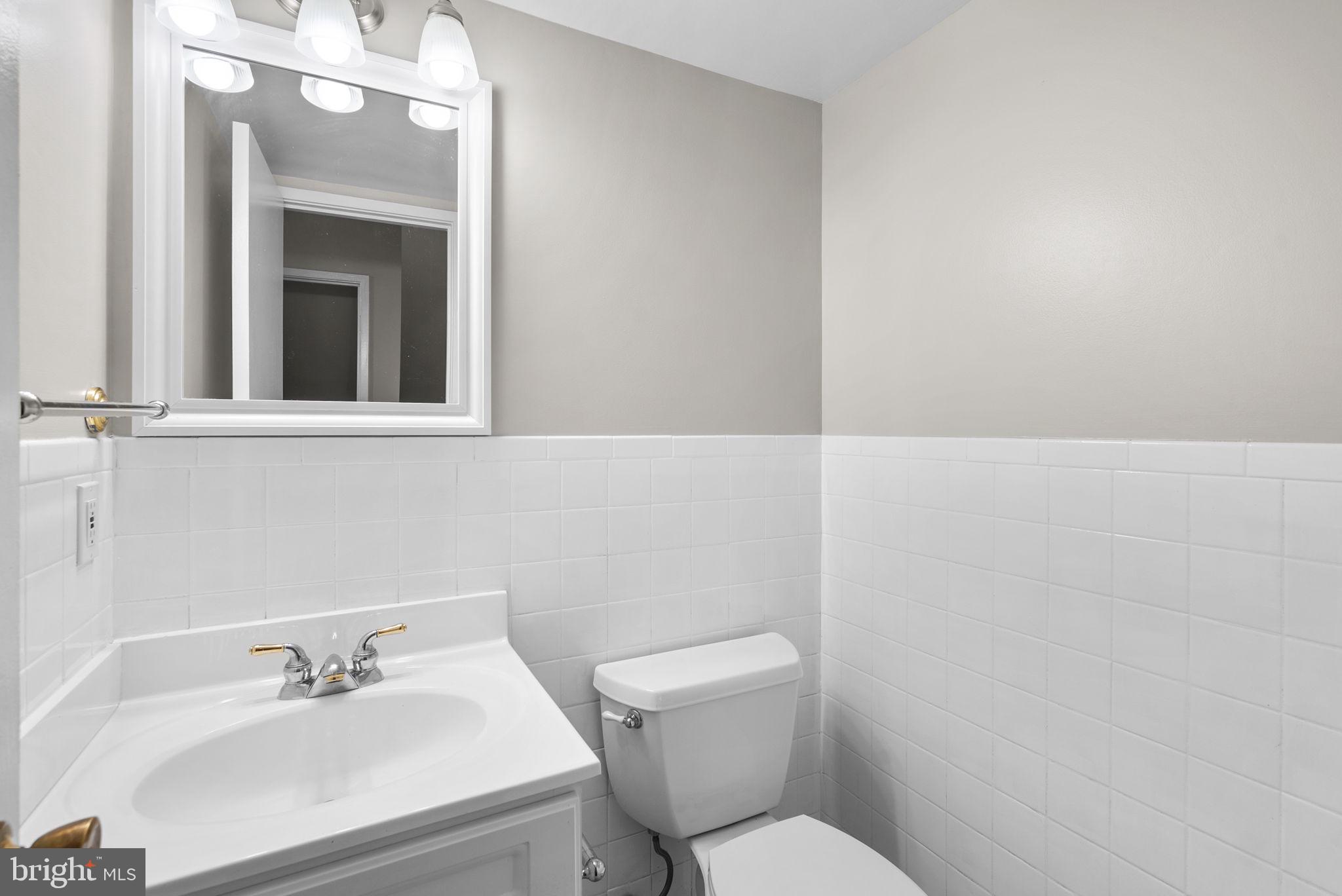 9600 SHADOW OAK DRIVE