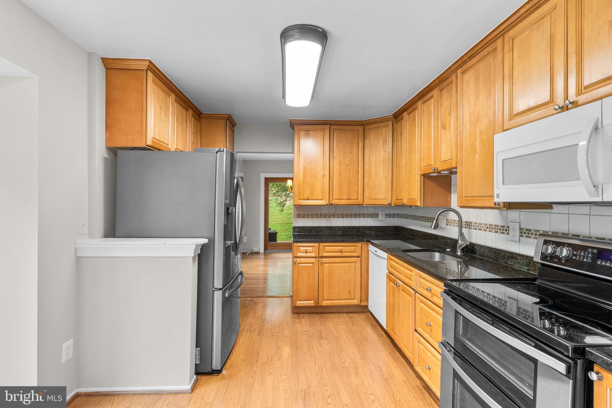 9600 SHADOW OAK DRIVE