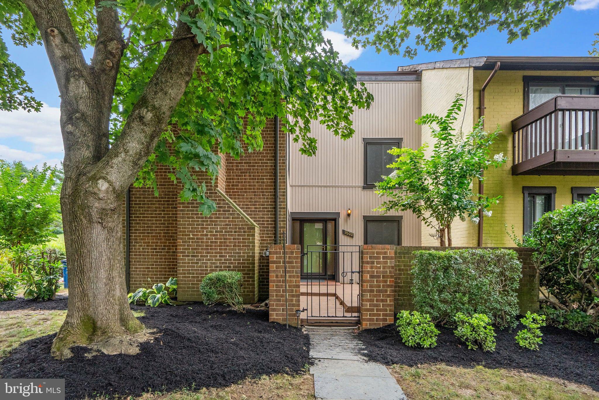 9600 SHADOW OAK DRIVE