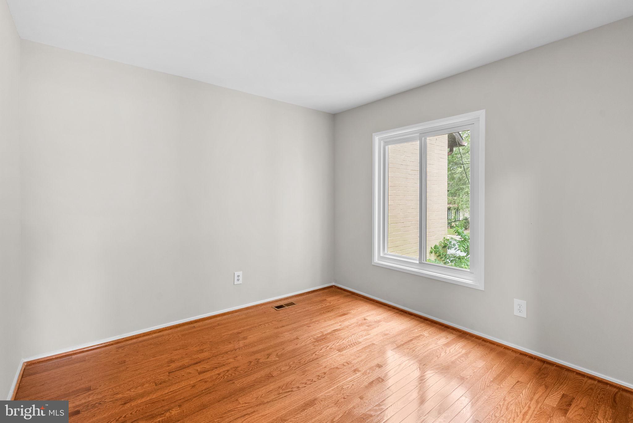 9600 SHADOW OAK DRIVE