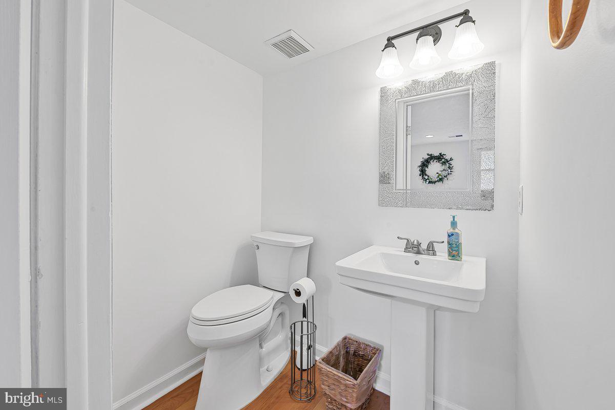 19225 WALTERS AVENUE