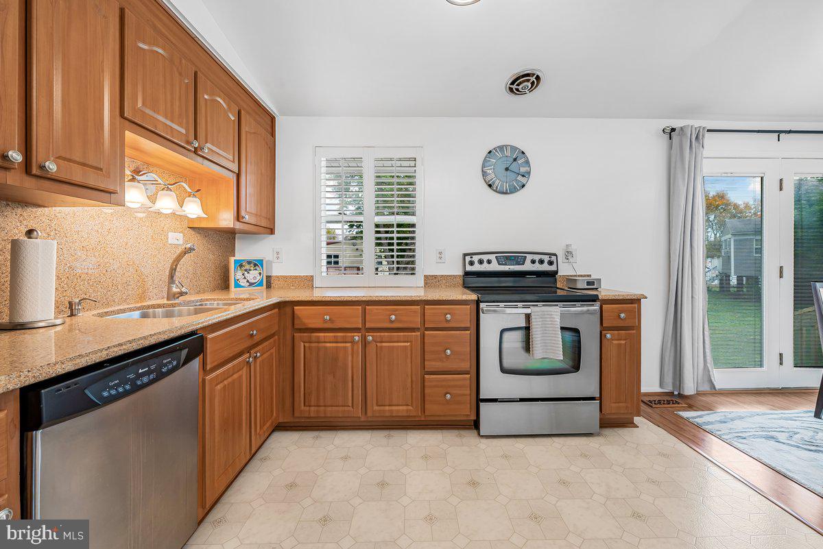 19225 WALTERS AVENUE