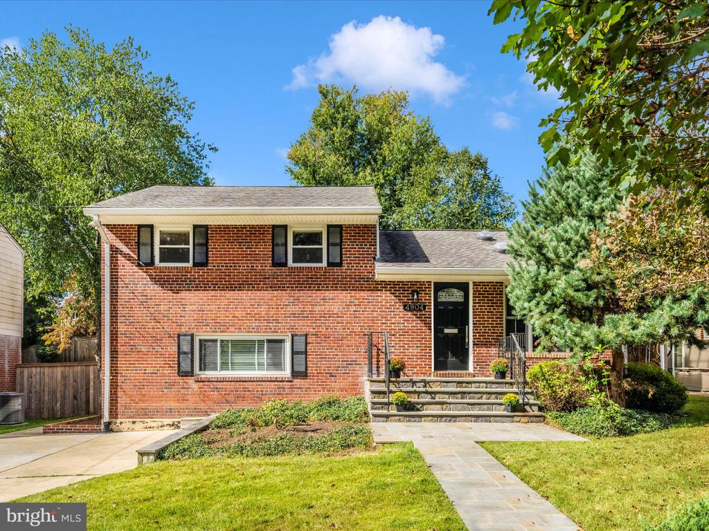 4904 ERTTER DRIVE
