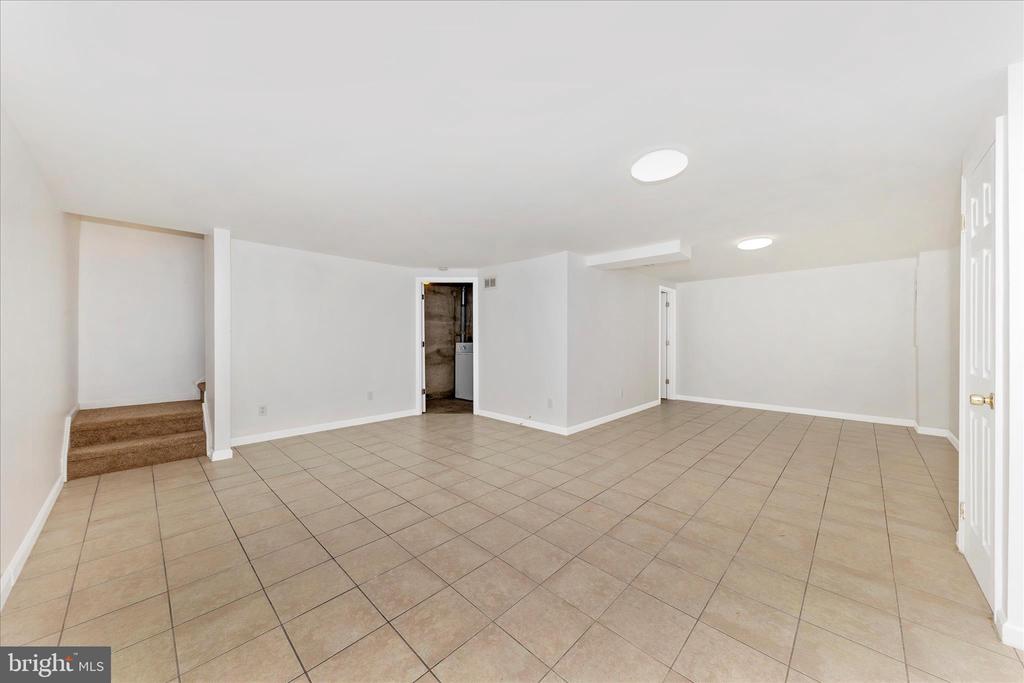 9989 RIDGELINE DRIVE