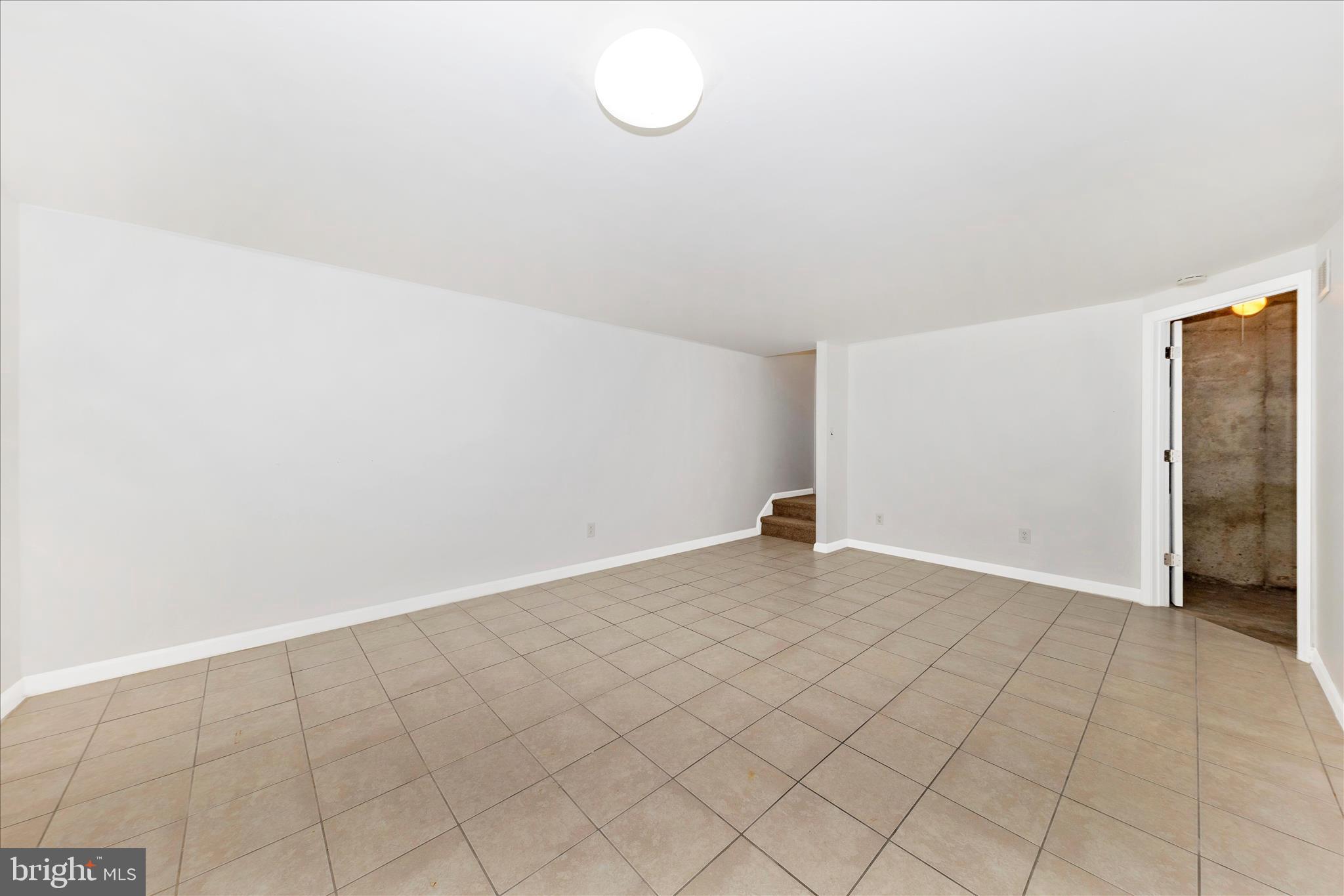 9989 RIDGELINE DRIVE