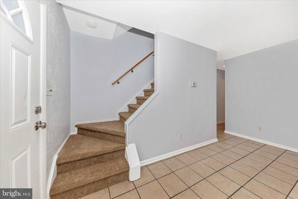 9989 RIDGELINE DRIVE