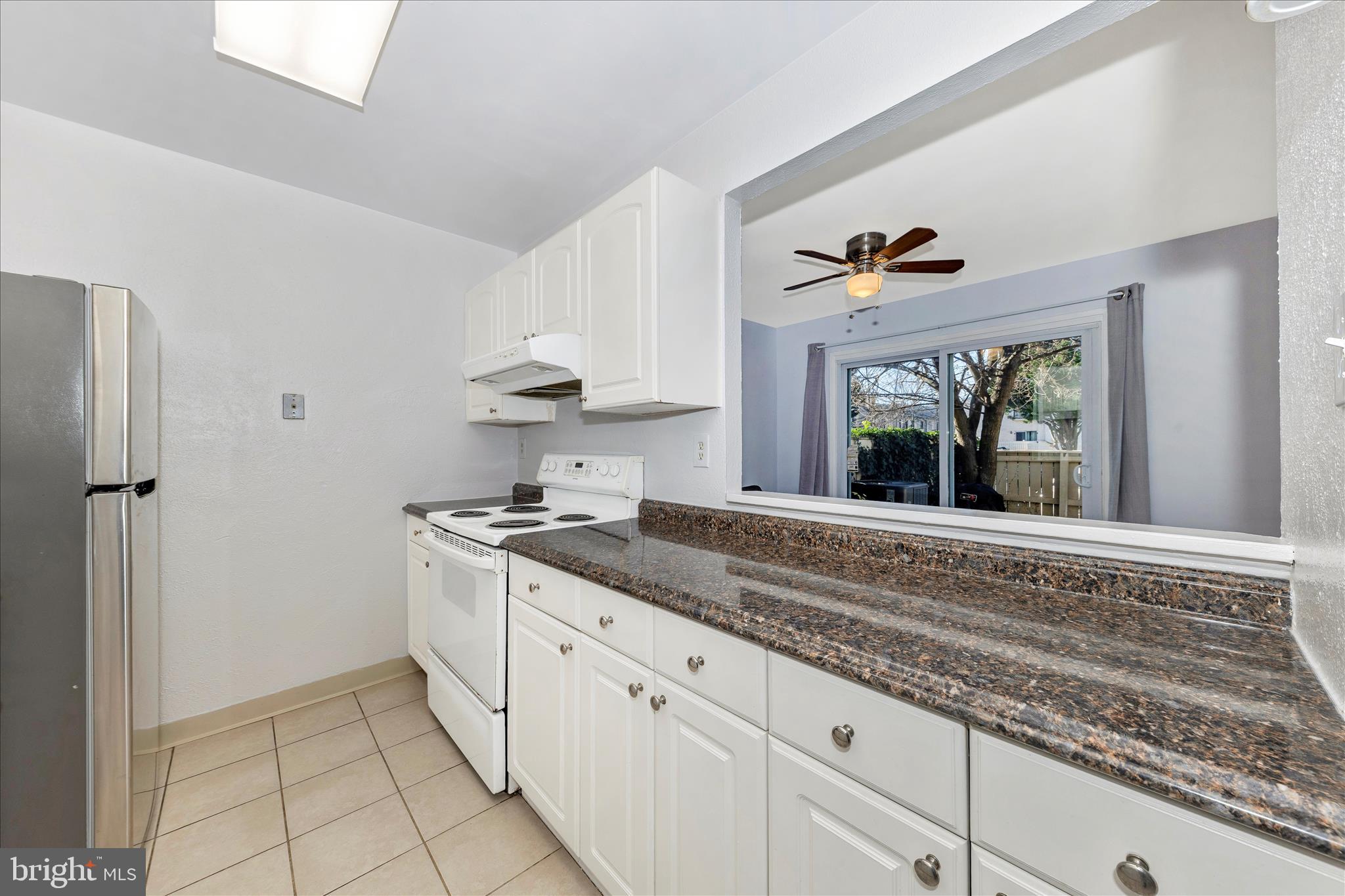 9989 RIDGELINE DRIVE