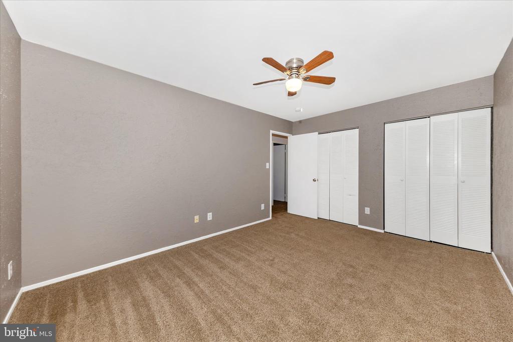 9989 RIDGELINE DRIVE
