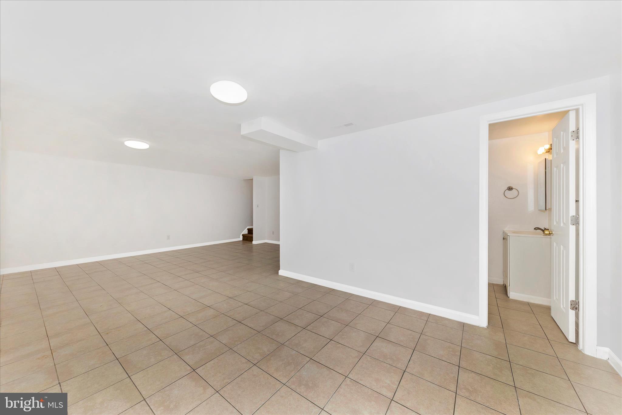 9989 RIDGELINE DRIVE