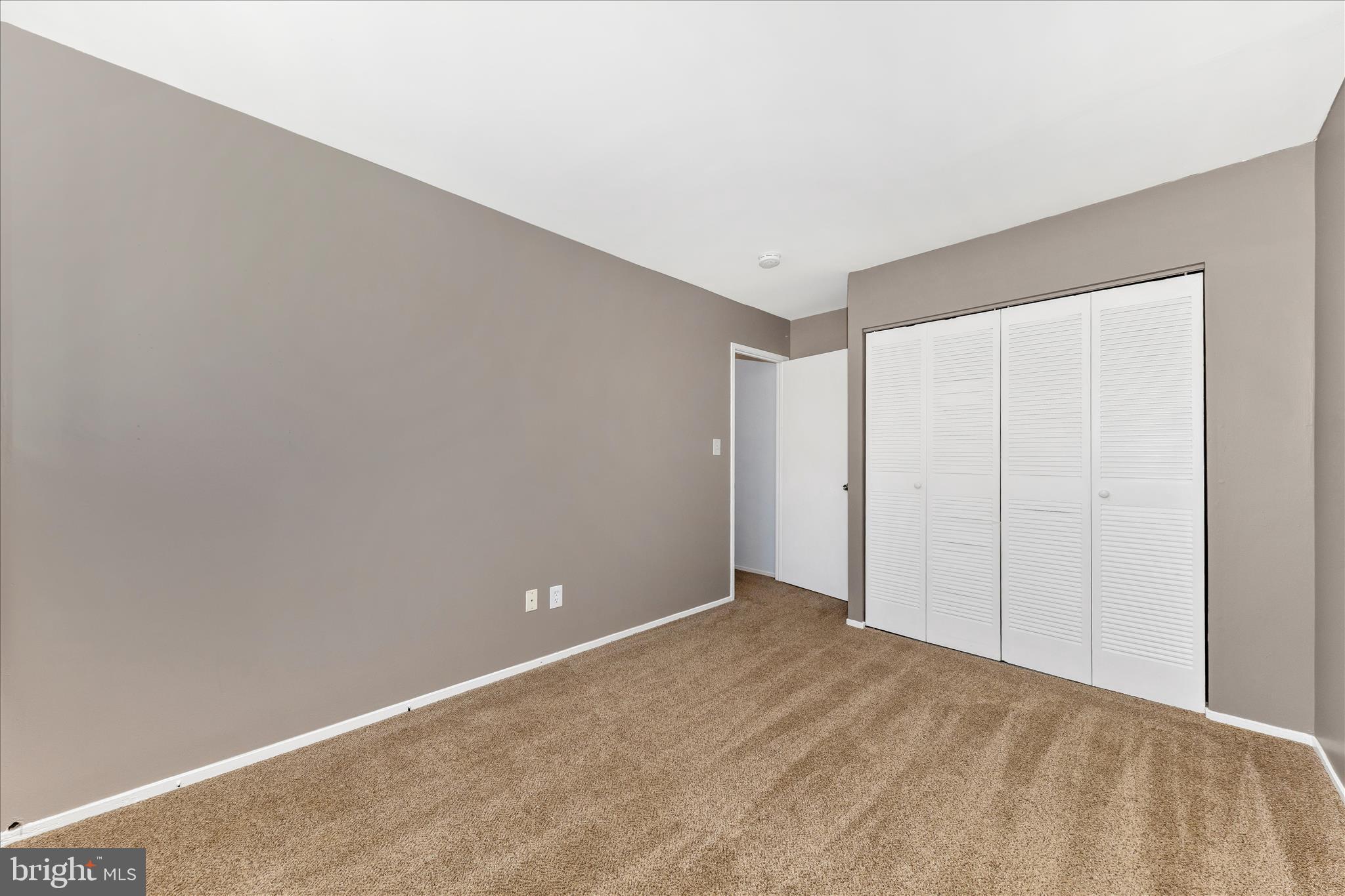 9989 RIDGELINE DRIVE