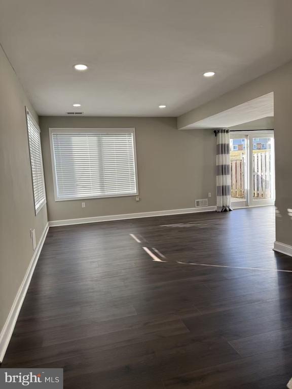 18540 BAY LEAF WAY