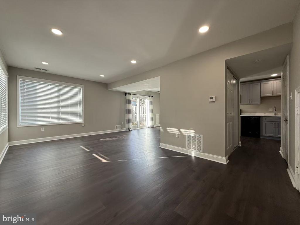 18540 BAY LEAF WAY