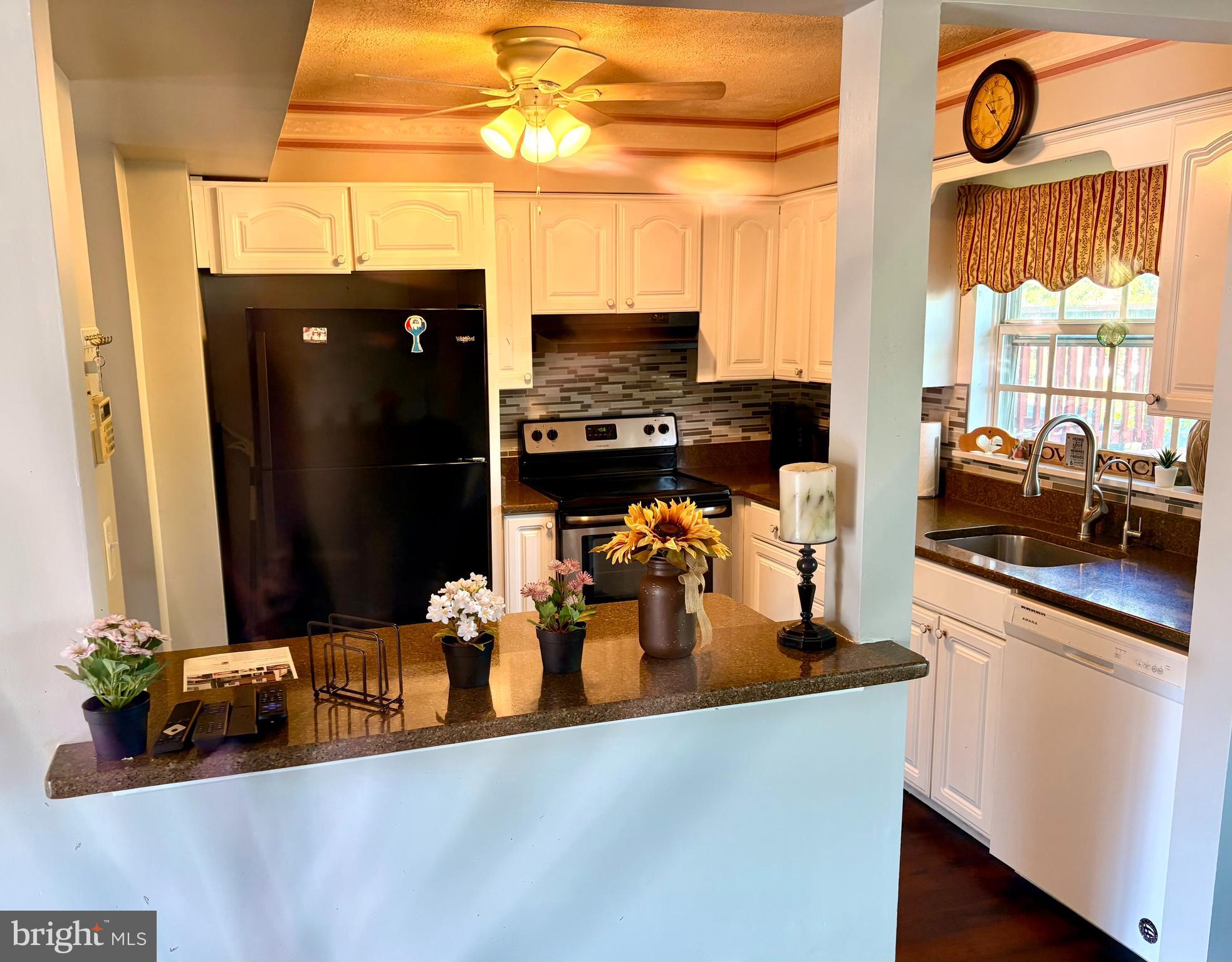 18203 SMOKE HOUSE COURT