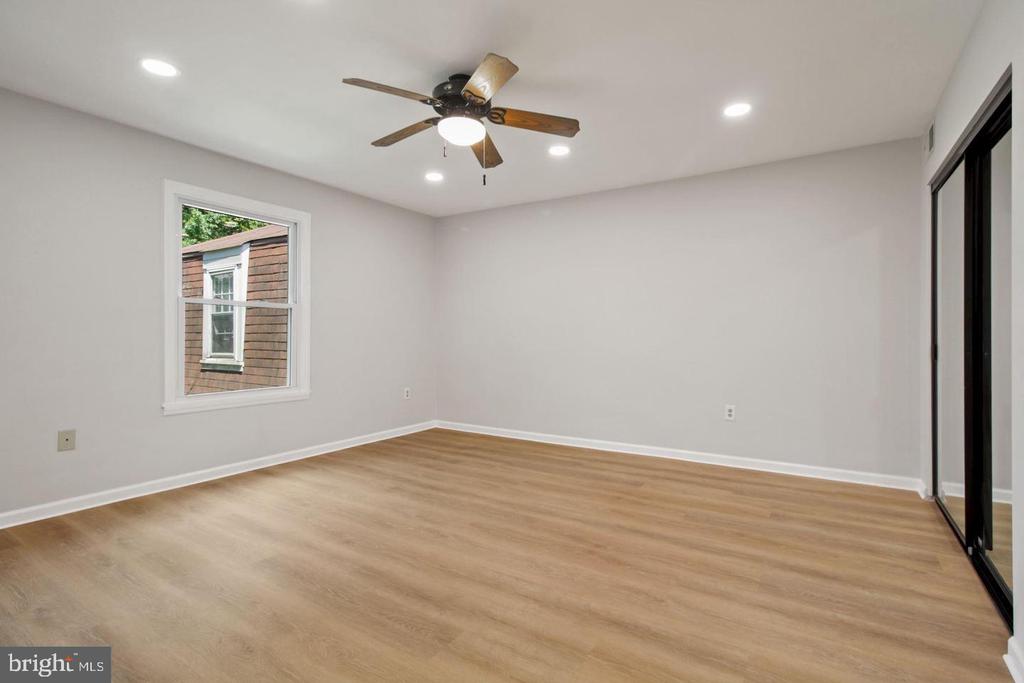 728 QUINCE ORCHARD BOULEVARD Unit: 201