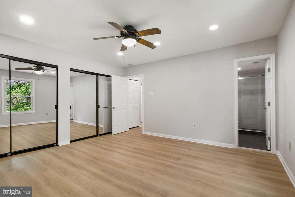 728 QUINCE ORCHARD BOULEVARD Unit: 201