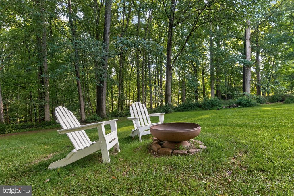 12815 DOE LANE