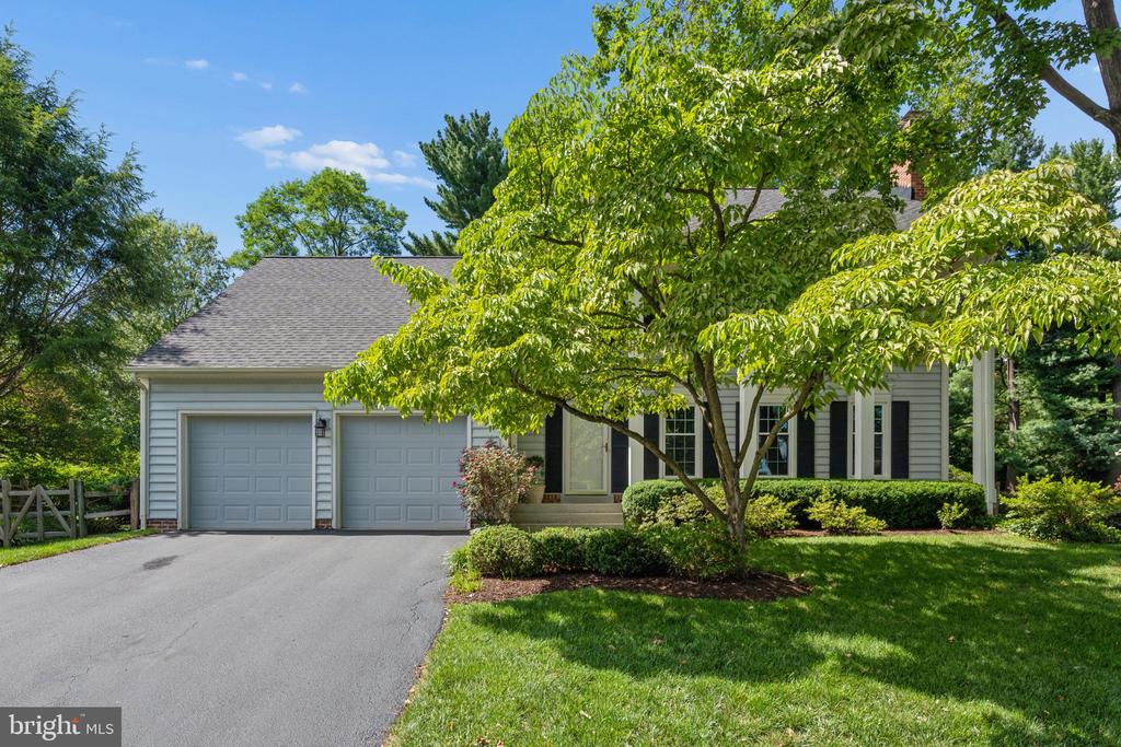 9 DOOLITTLE COURT