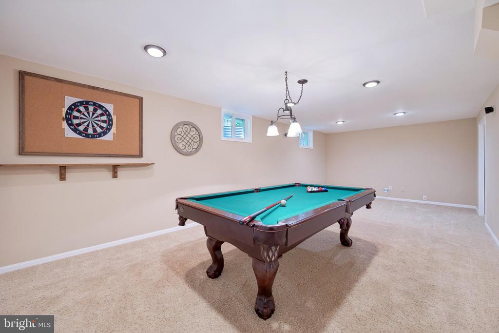 9 DOOLITTLE COURT