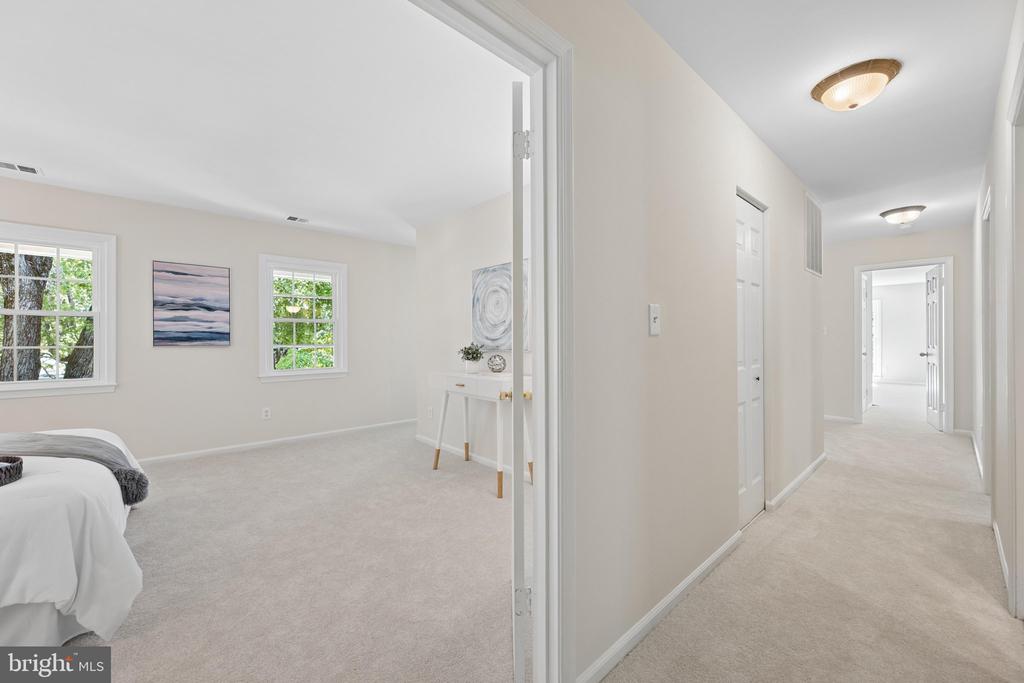 9 DOOLITTLE COURT