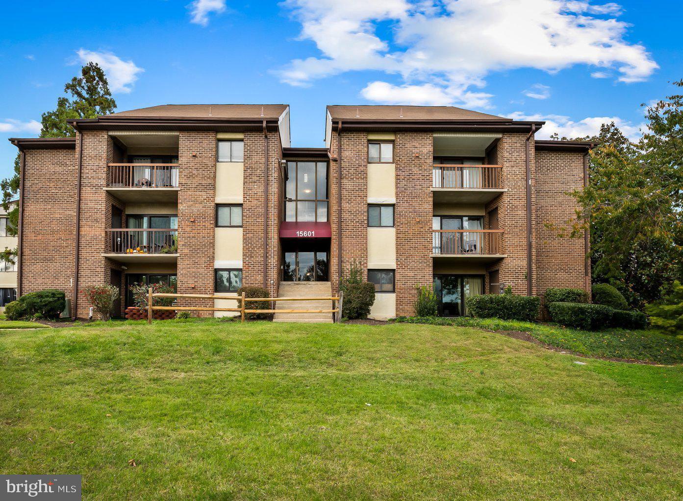 15601 Dorset ROAD Unit: 1