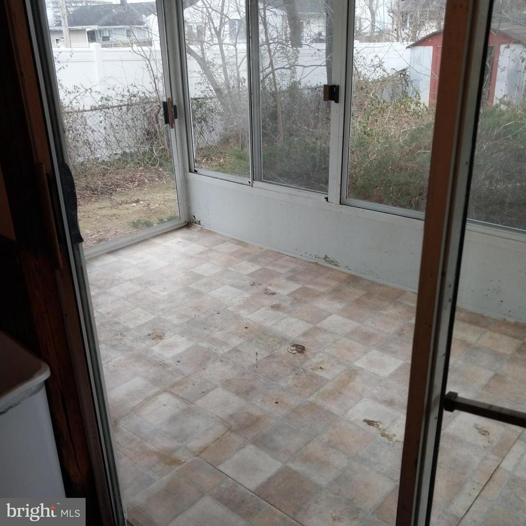 1010 7TH STREET