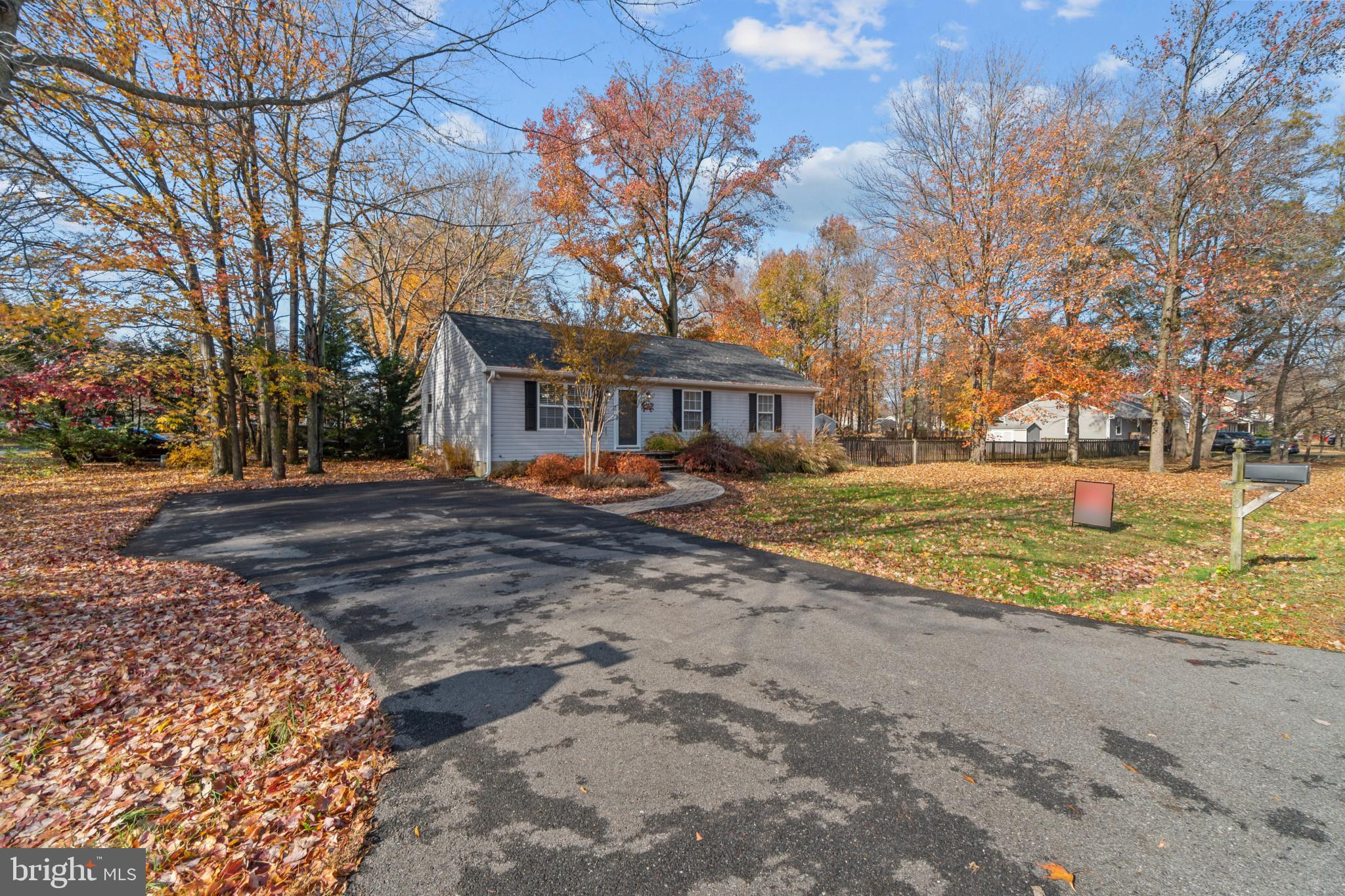 701 Cloverfields DRIVE