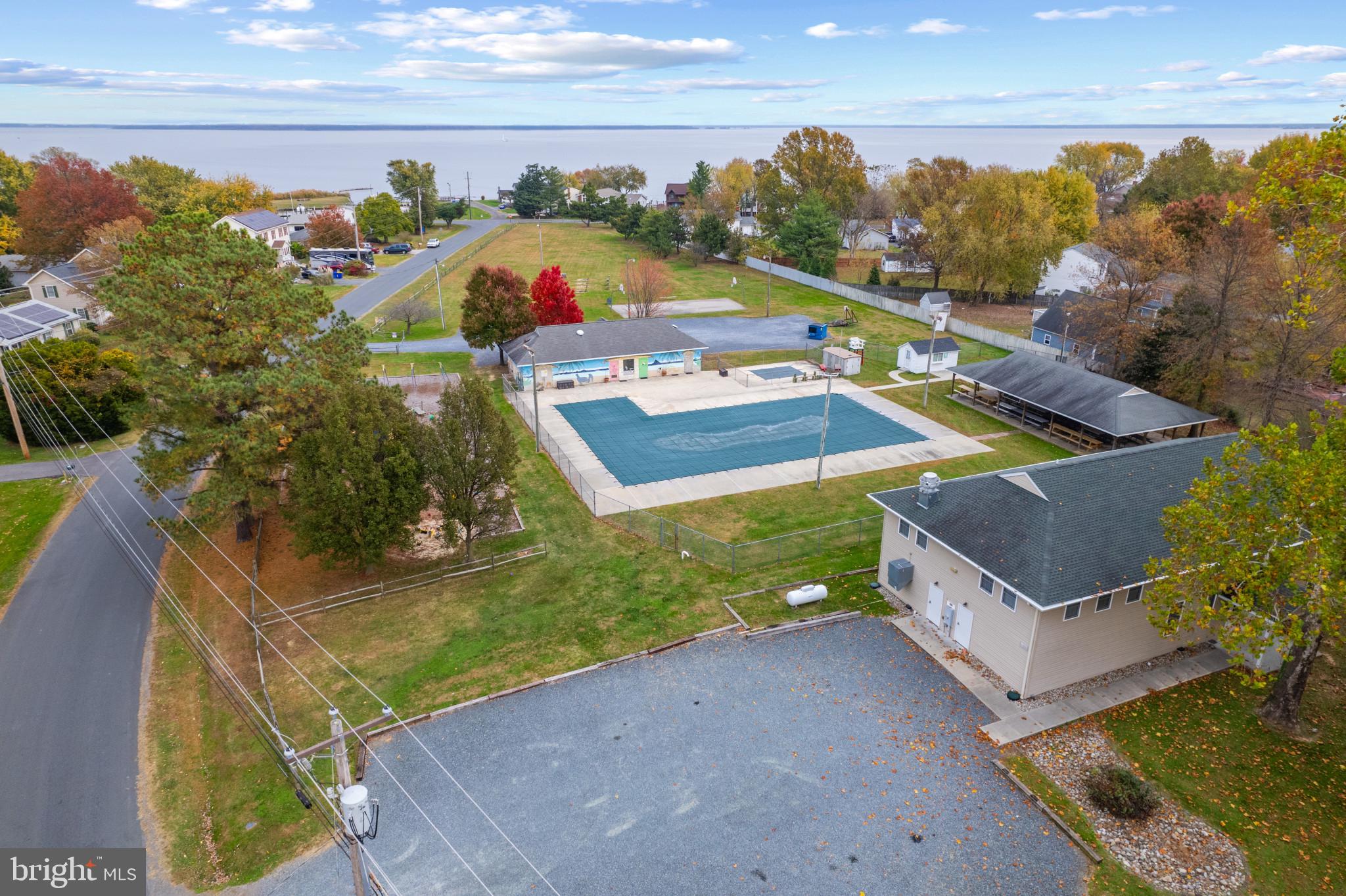 701 Cloverfields DRIVE