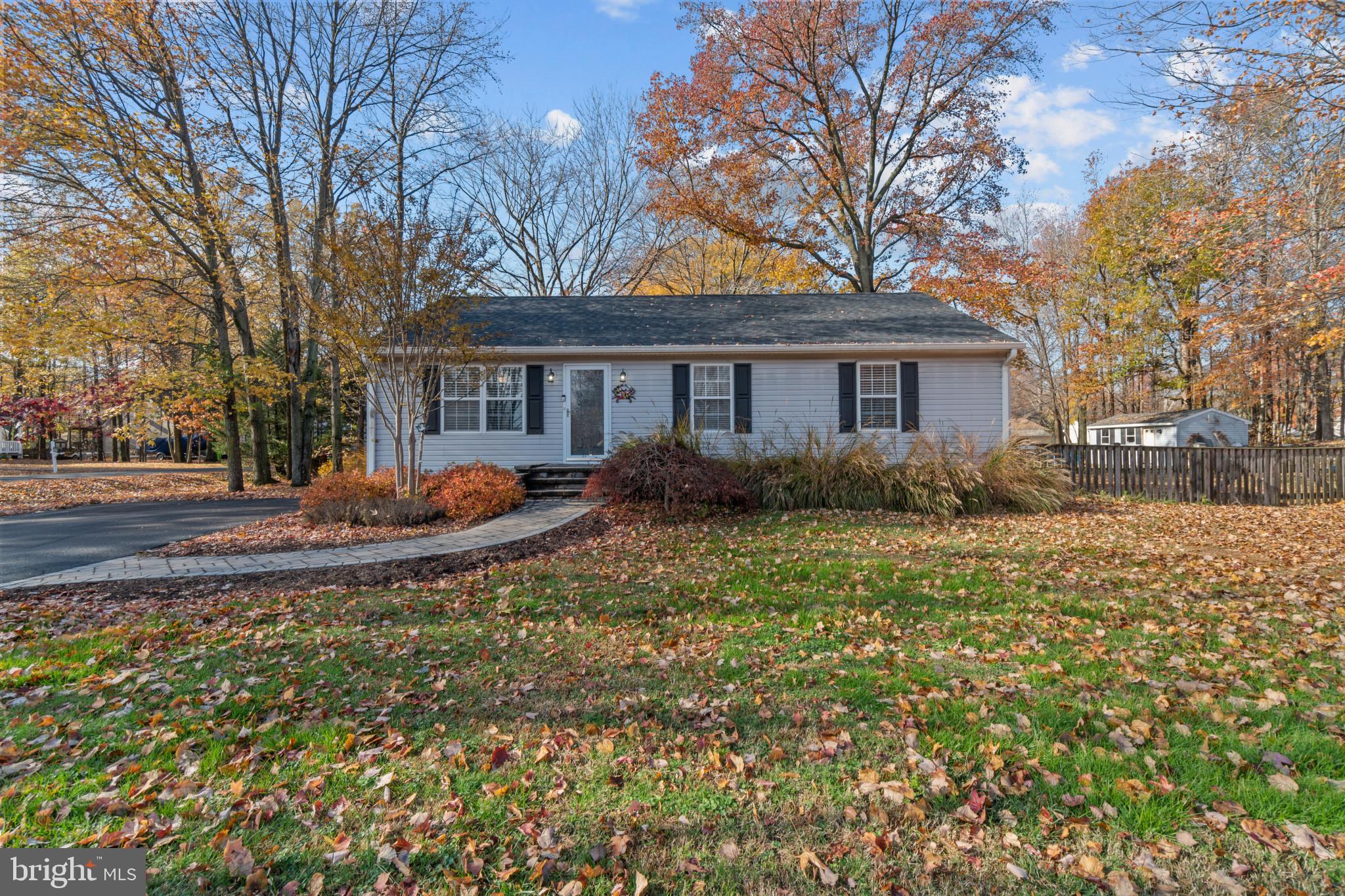 701 Cloverfields DRIVE