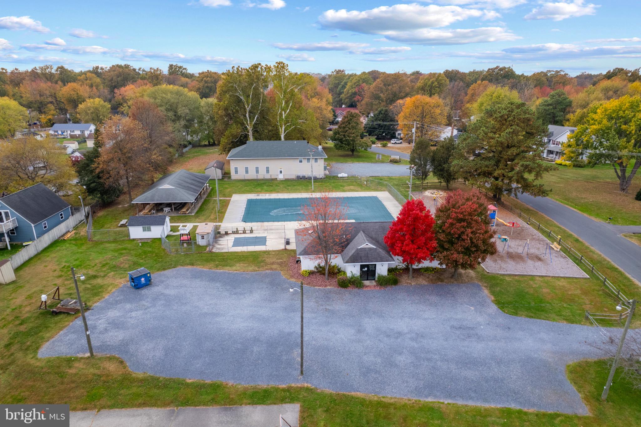 701 Cloverfields DRIVE