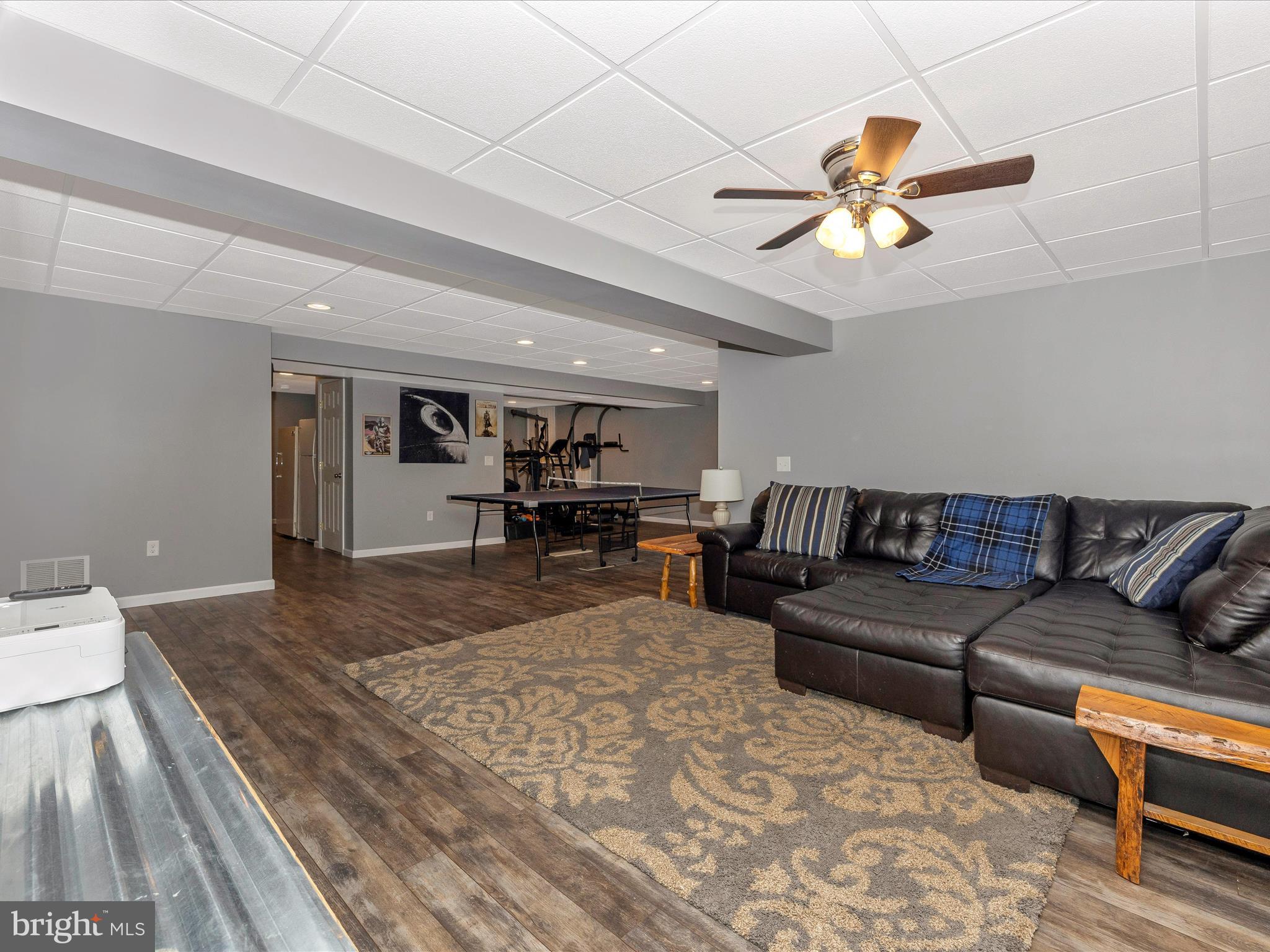 3 HOOT OWL COURT