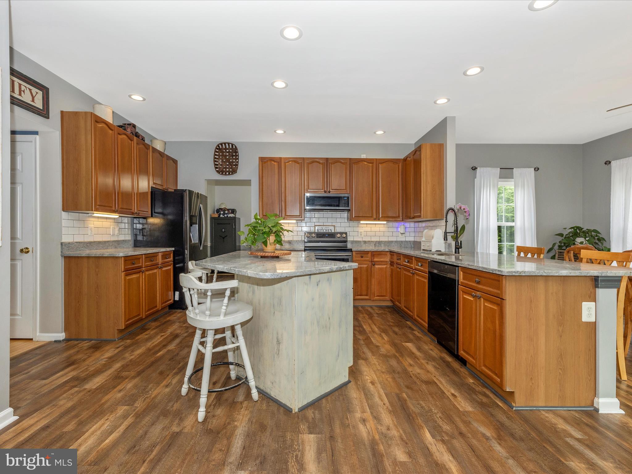3 HOOT OWL COURT