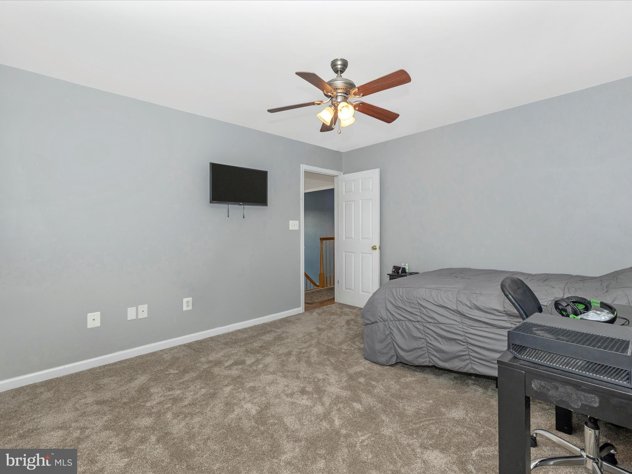 3 HOOT OWL COURT