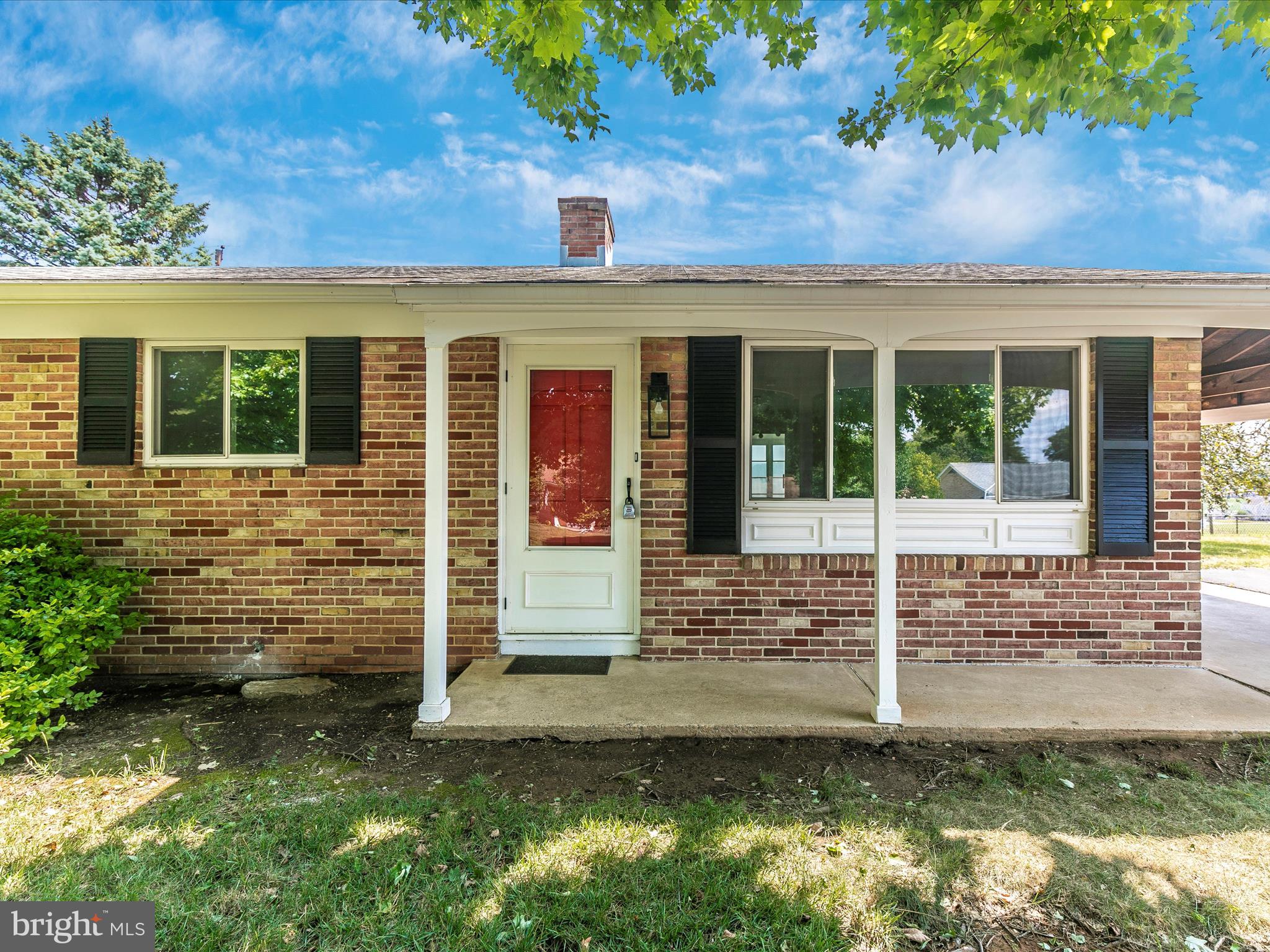 13827 NORTHCREST ROAD