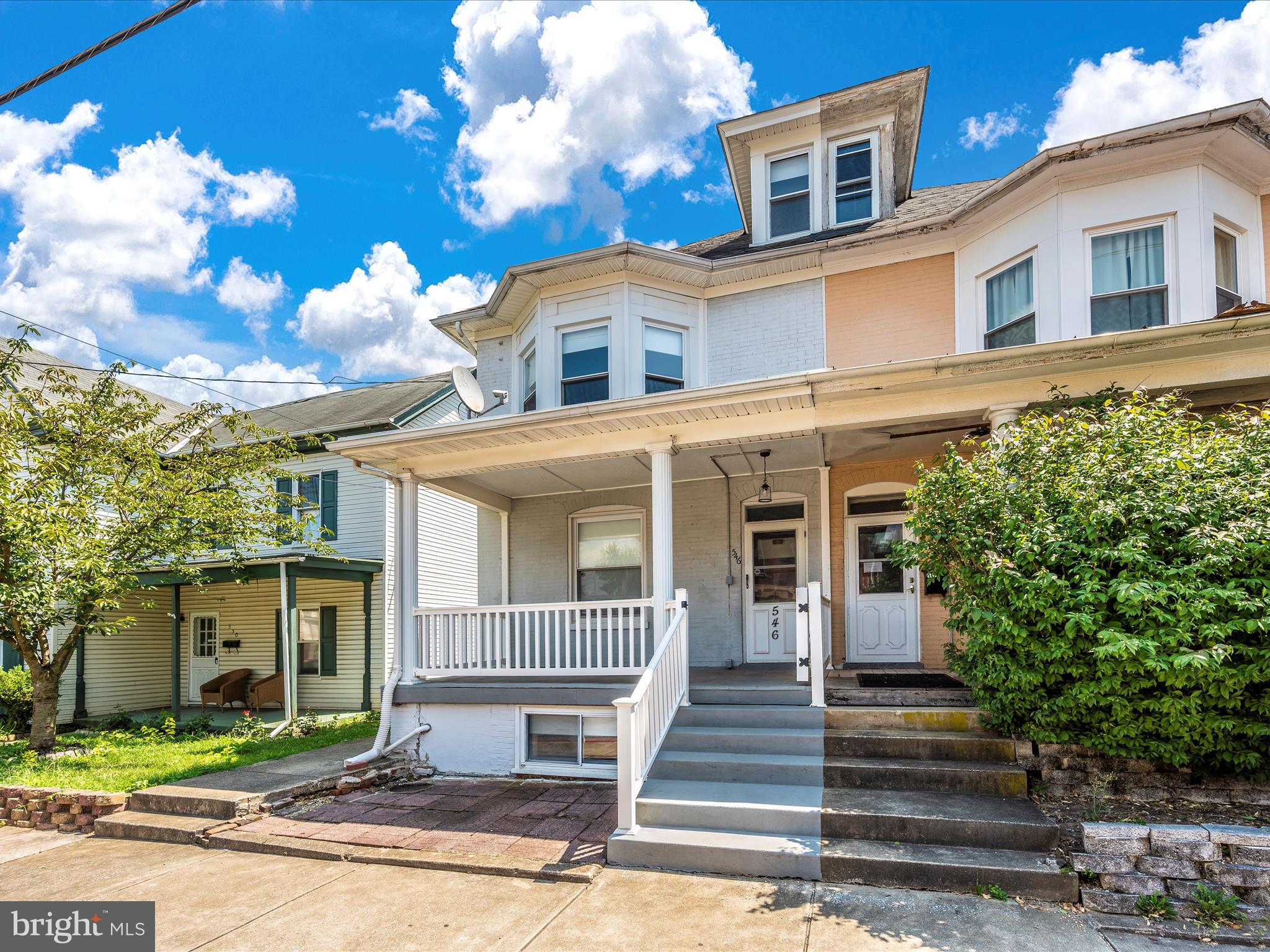 546 N MULBERRY STREET