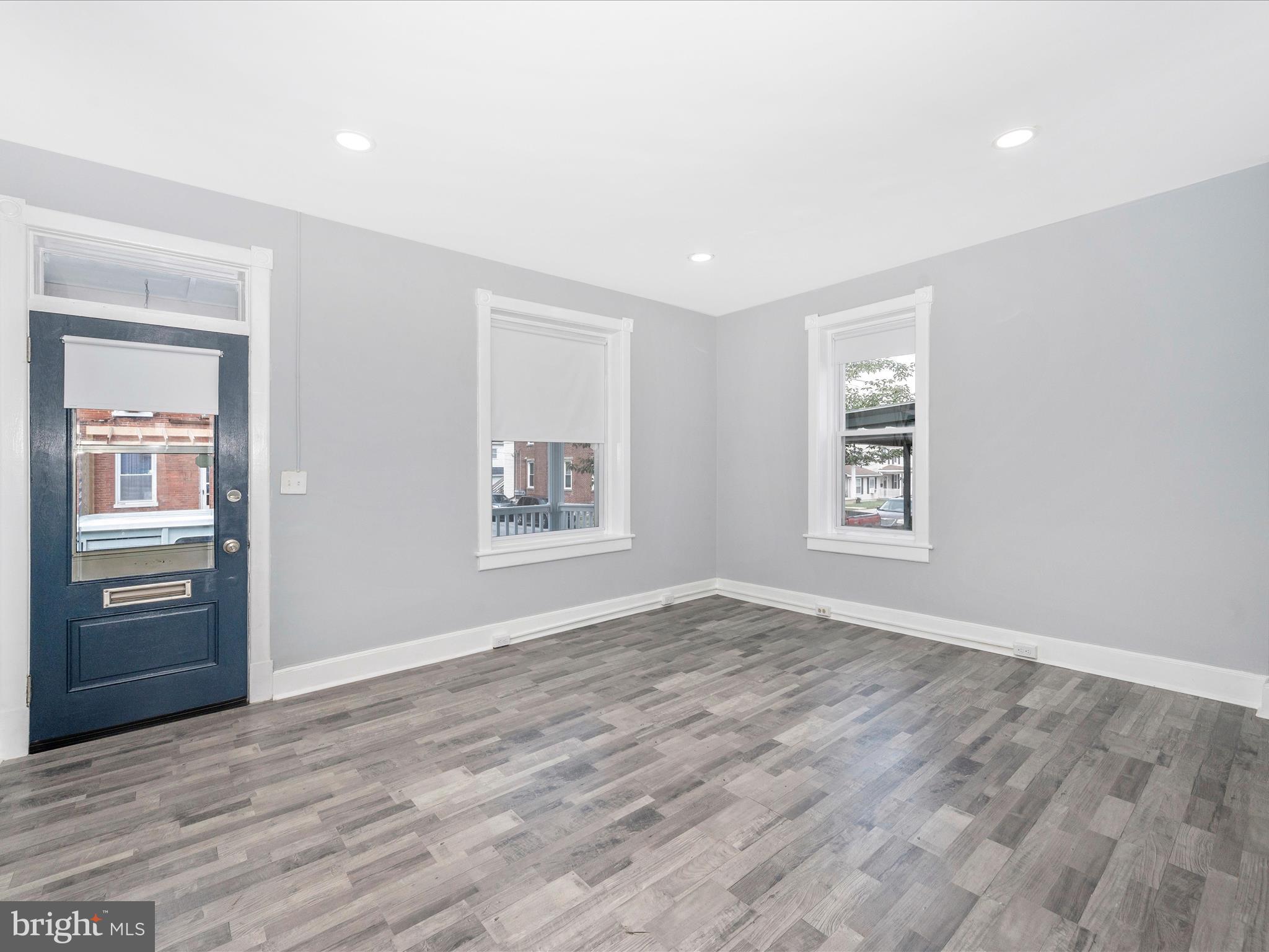 546 N MULBERRY STREET
