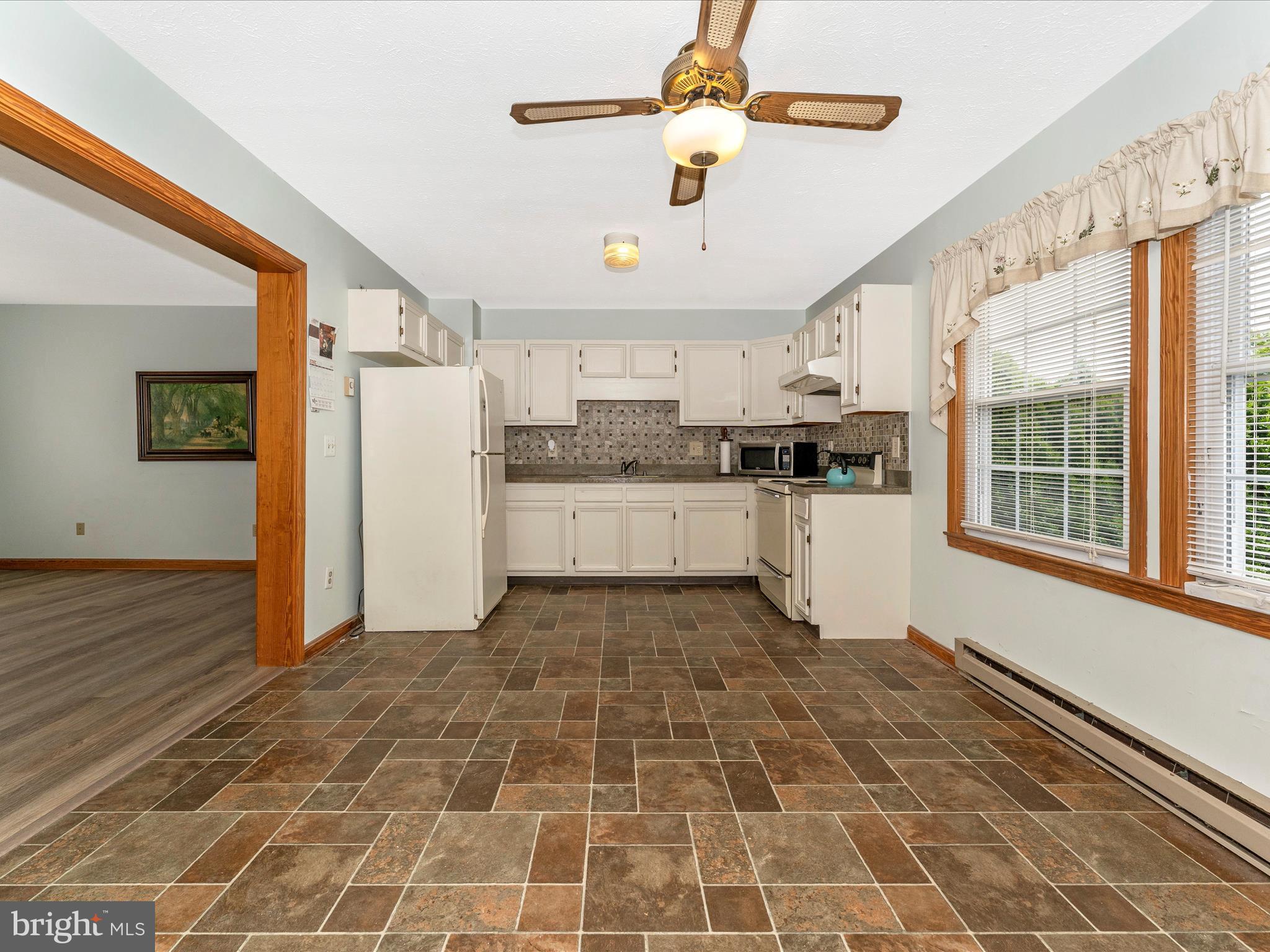 105 VALLEY VIEW COURT