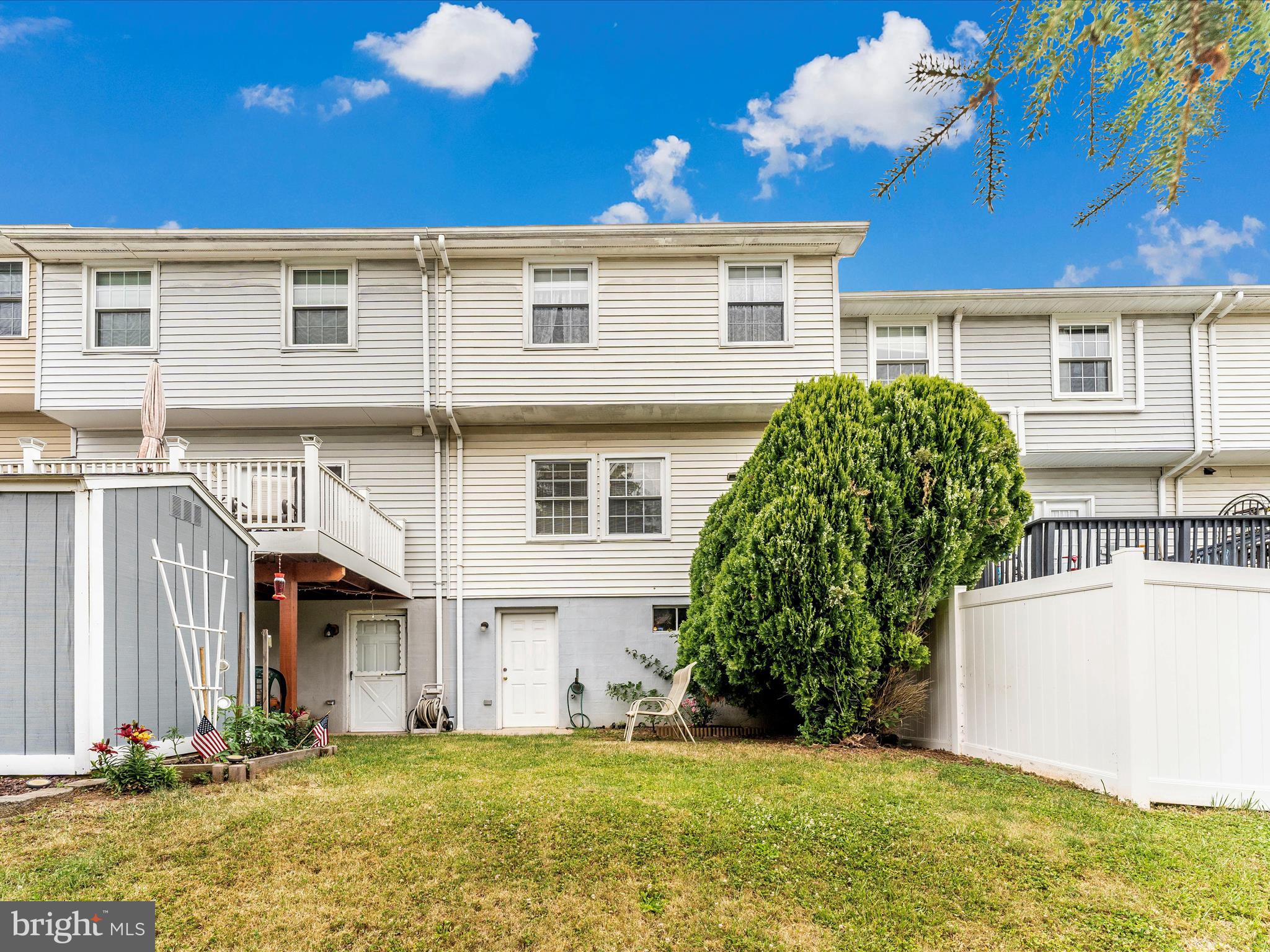 105 VALLEY VIEW COURT