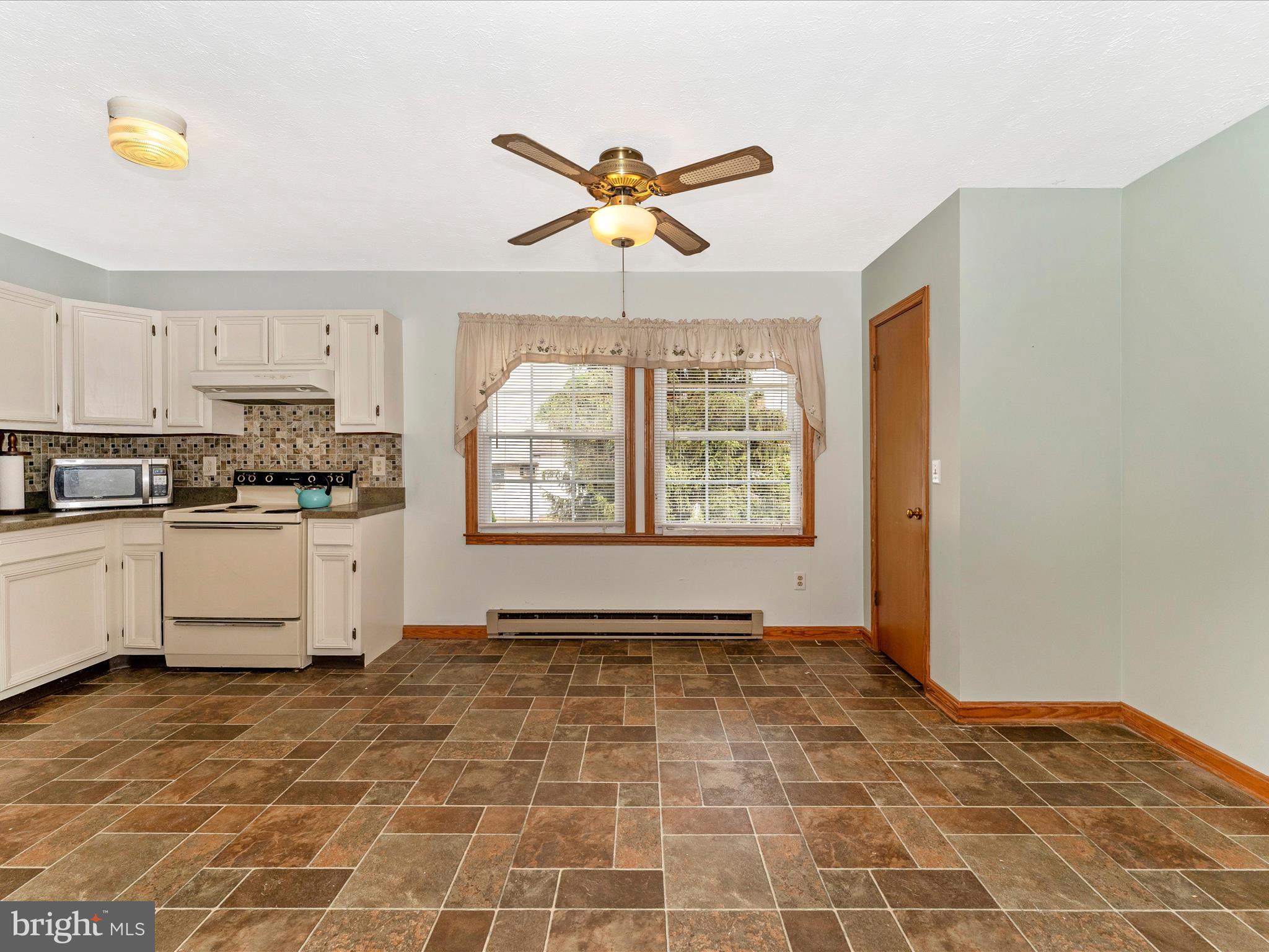 105 VALLEY VIEW COURT