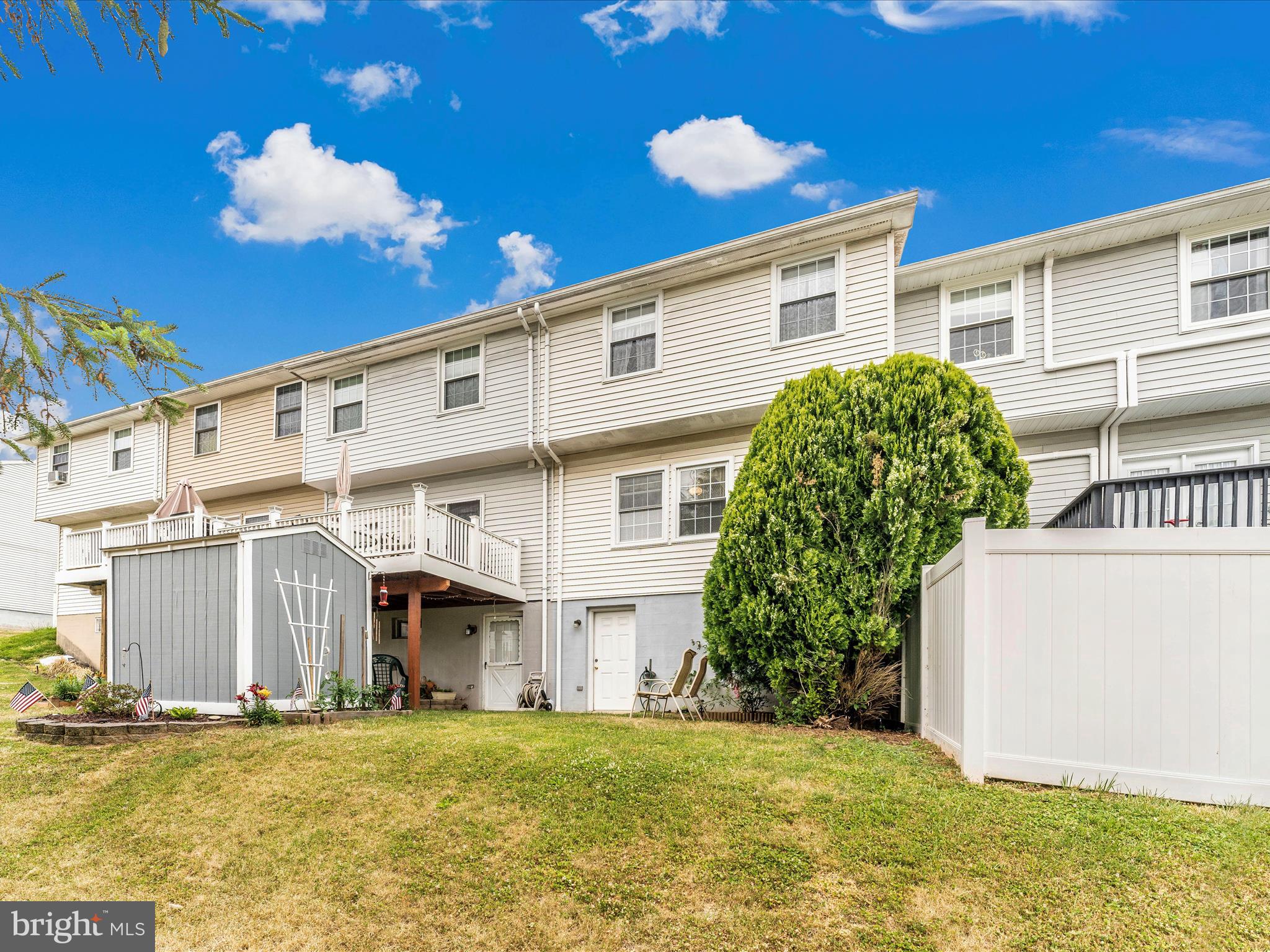 105 VALLEY VIEW COURT