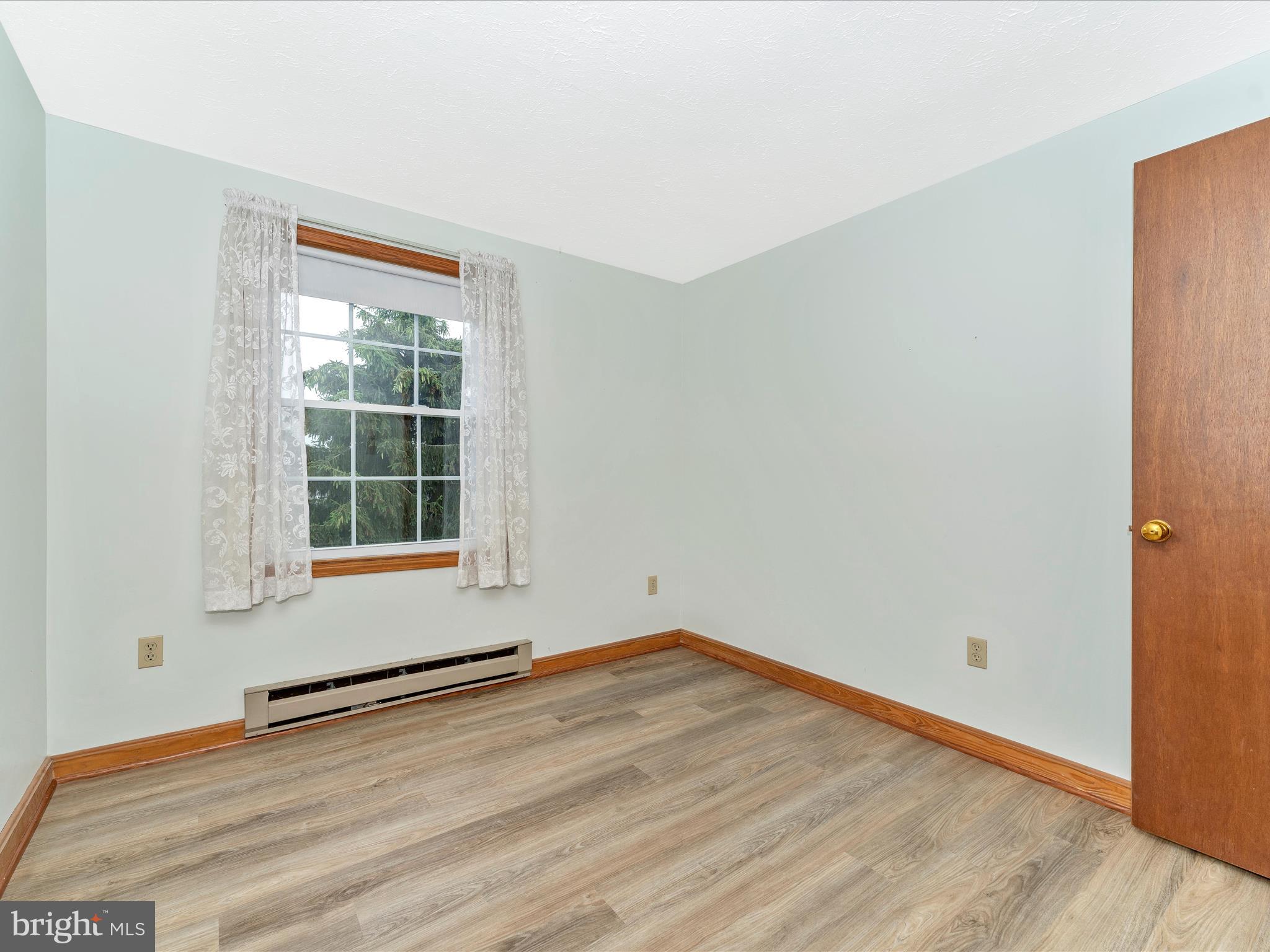 105 VALLEY VIEW COURT