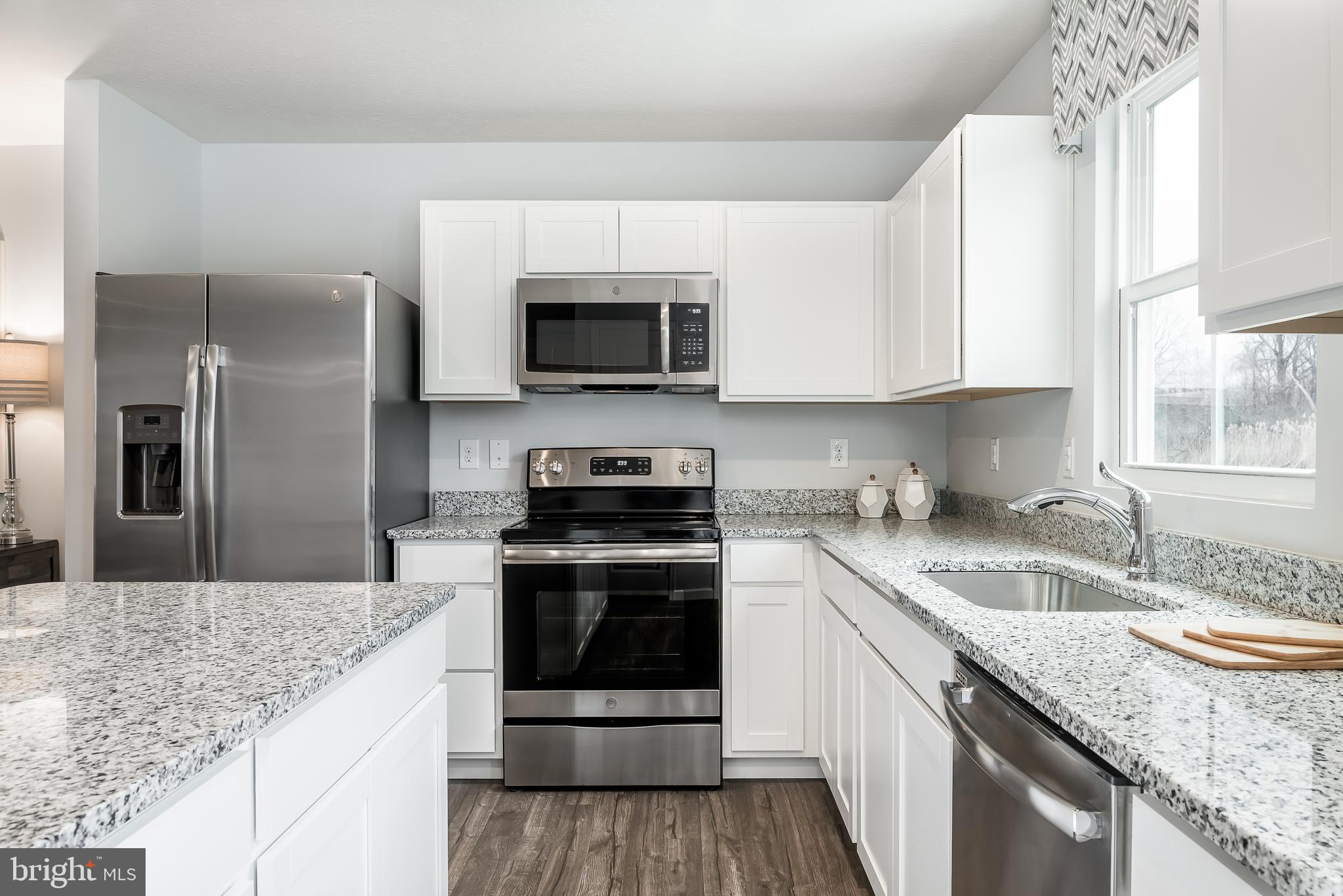 110 Raymond Xing