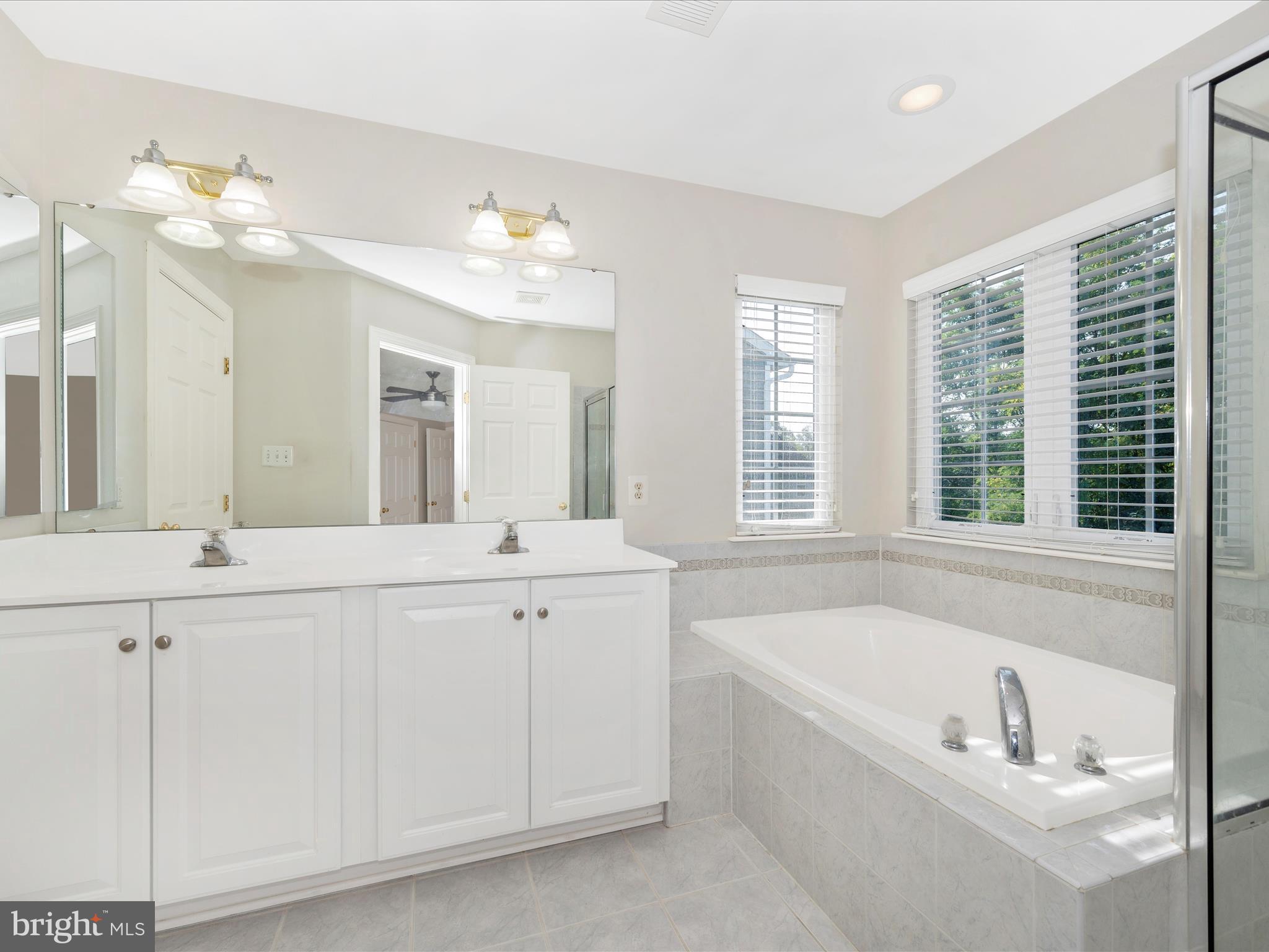 12476 Fallen Timbers CIRCLE