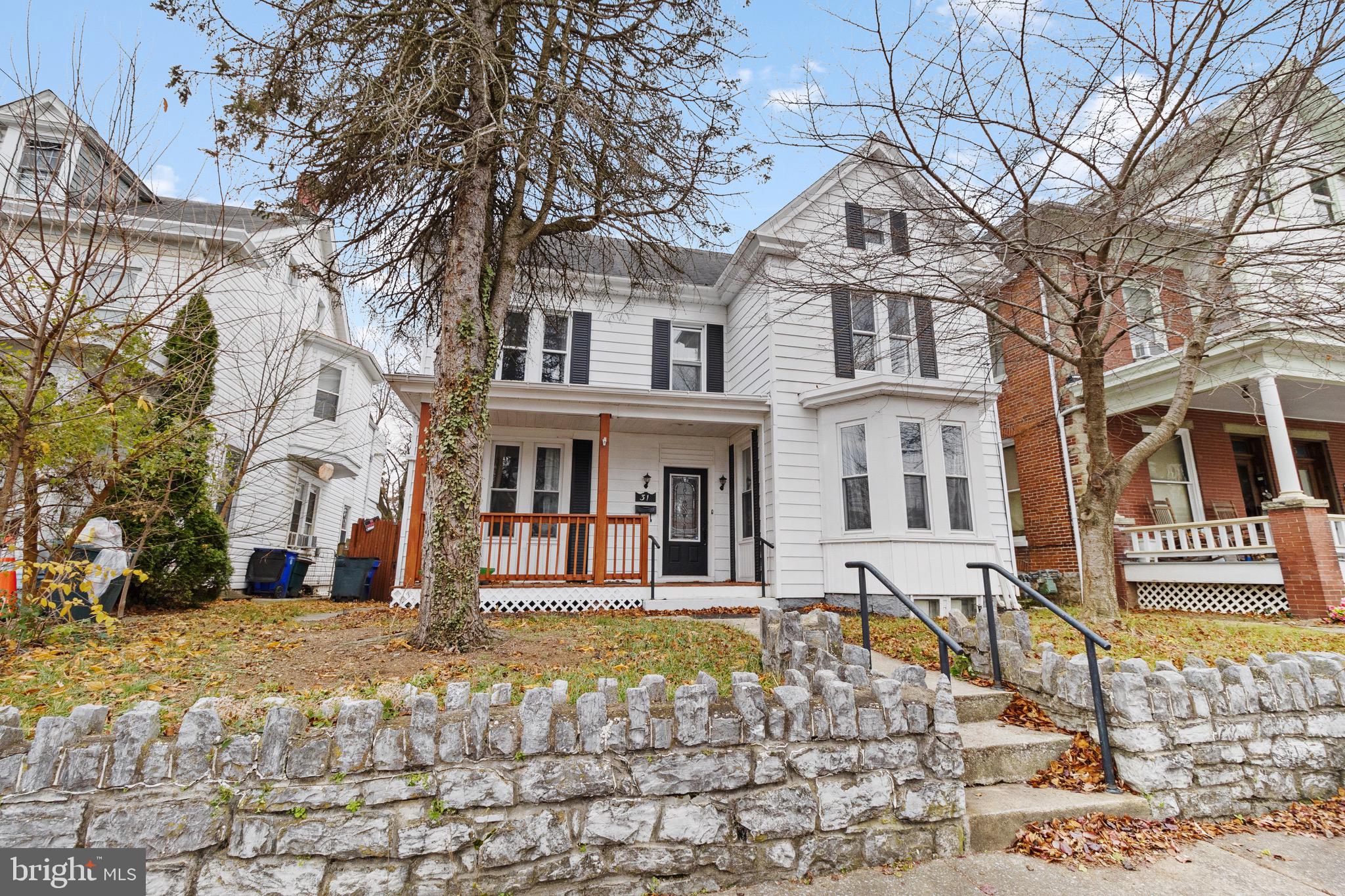31 Wayside Avenue
