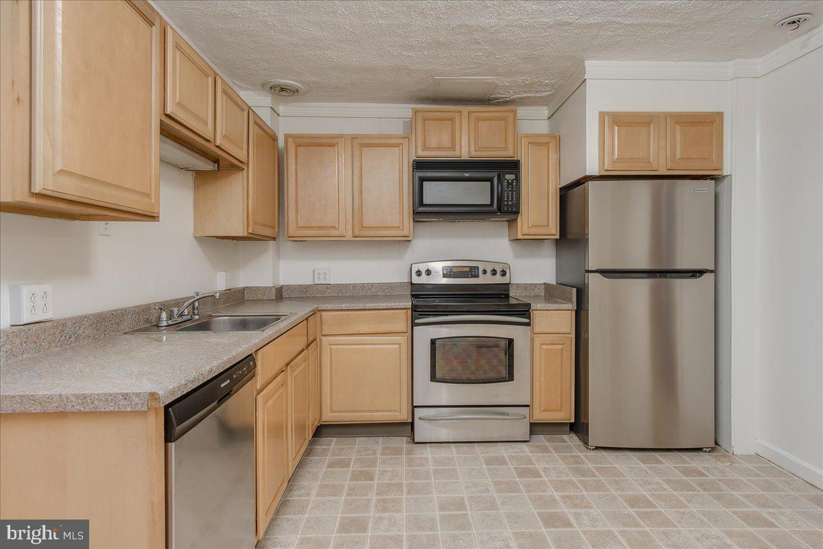 358 S Cannon Ave