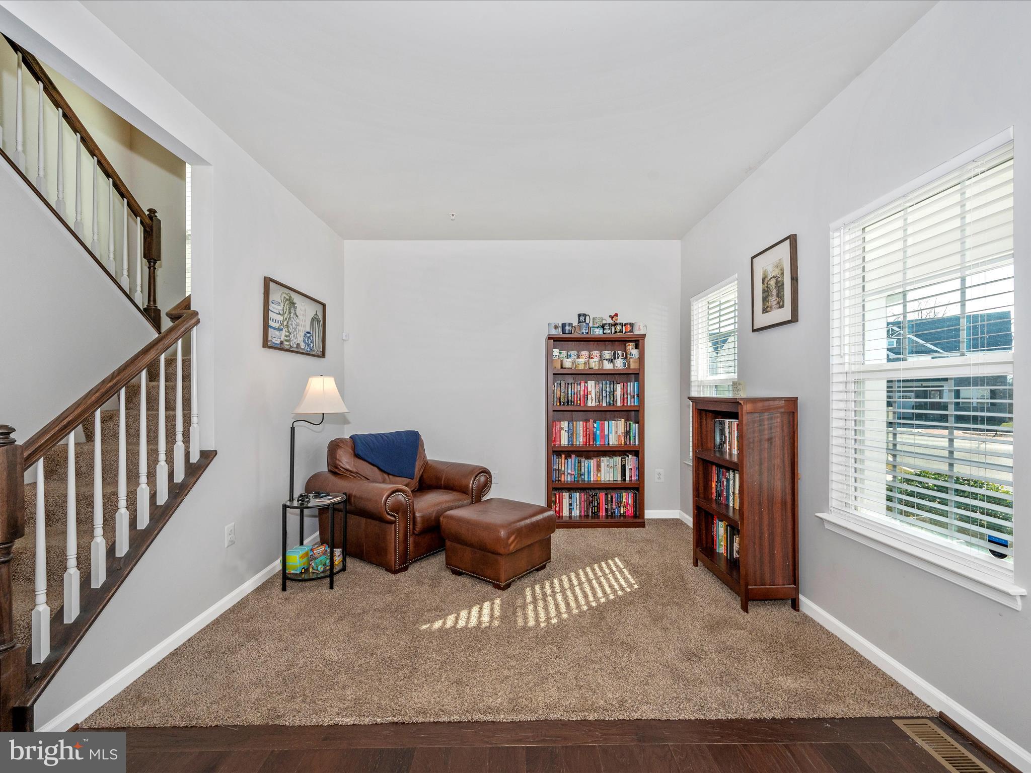 138 W Wing Way